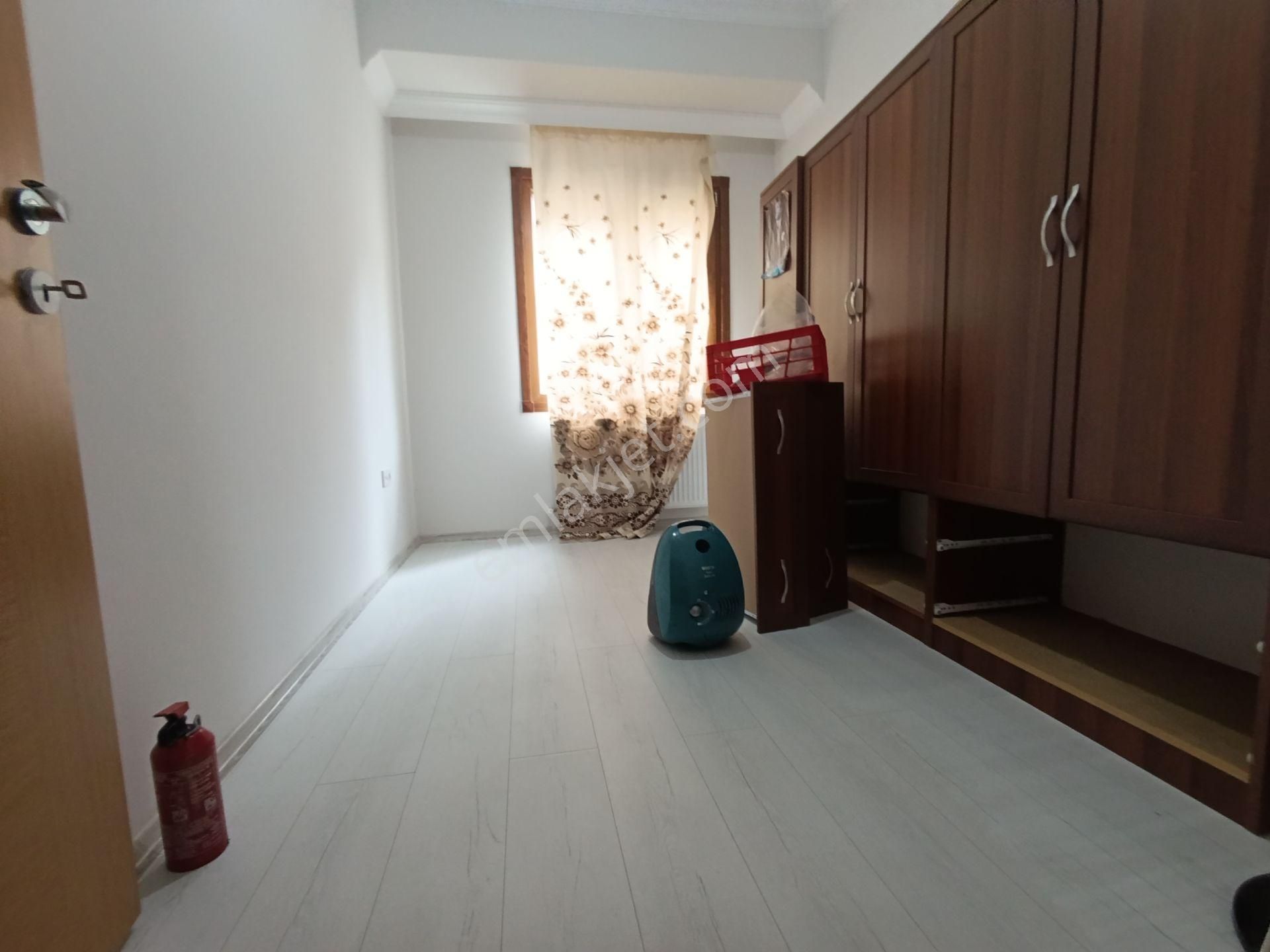 Pendik Güzelyalı Merkezi Asansörlü Lüx Sıfır Yüksek Giriş Balkonlu Kiralık 3+1 110m2 Daire - Görsel 15
