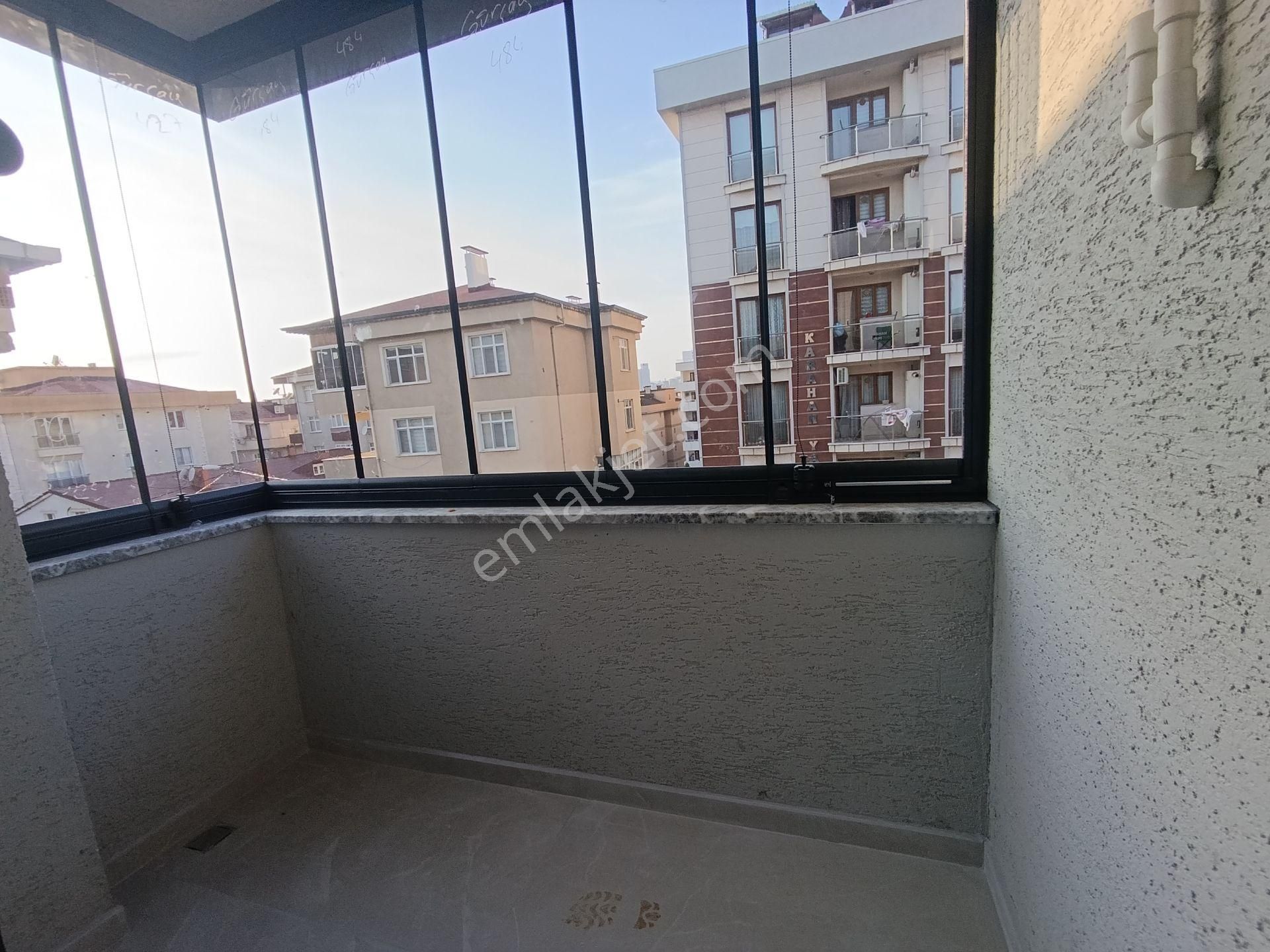Pendik Güzelyalı Merkezi Asansörlü Lüx Sıfır Yüksek Giriş Balkonlu Kiralık 3+1 110m2 Daire - Görsel 14