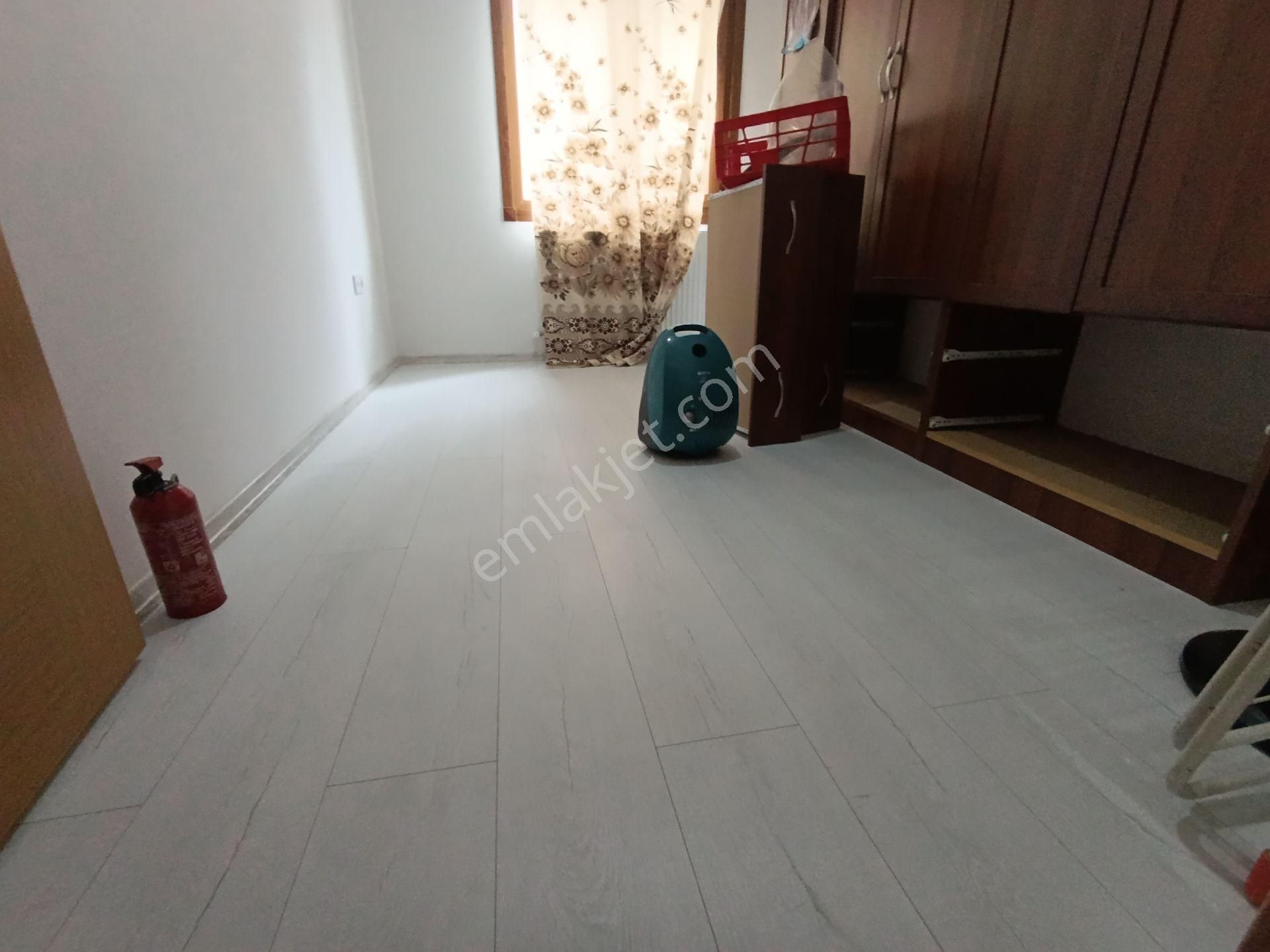 Pendik Güzelyalı Merkezi Asansörlü Lüx Sıfır Yüksek Giriş Balkonlu Kiralık 3+1 110m2 Daire - Görsel 18