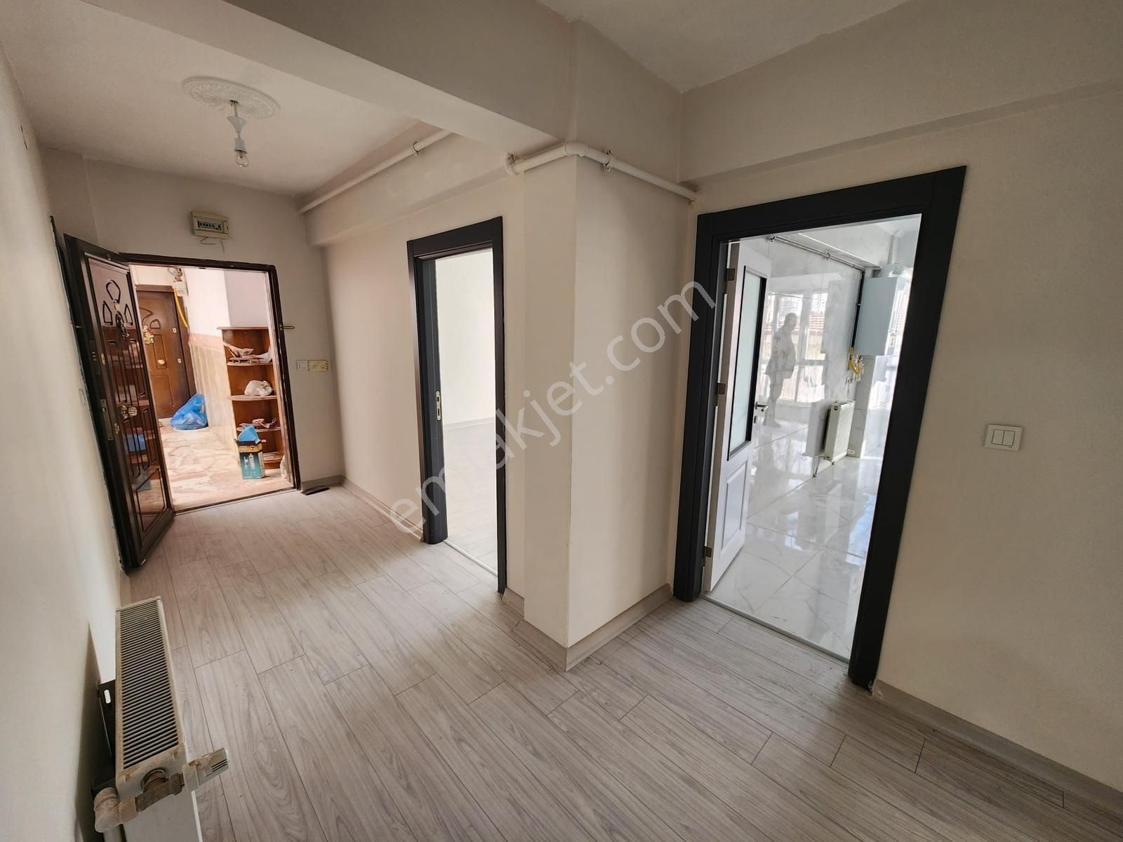 Etlik Şehir Hastanelerine Yakın Katta Full Yapılı 3+1 Geniş Dair - Görsel 13