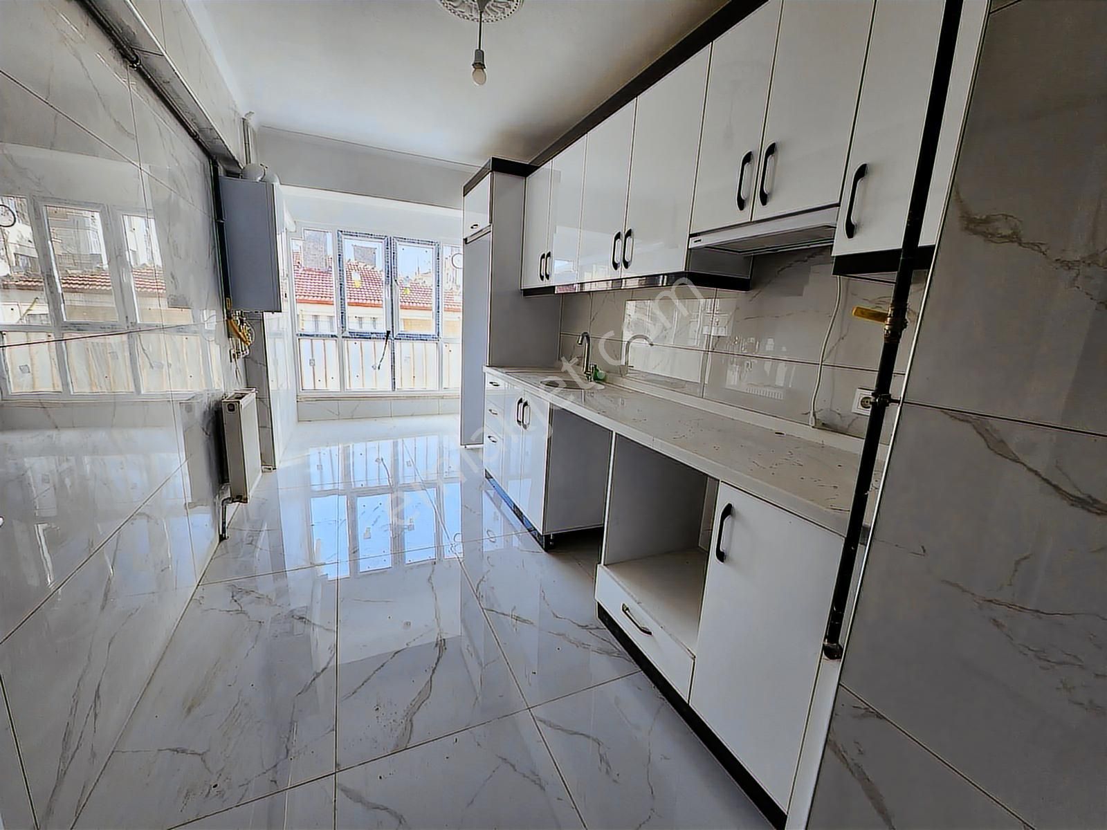 Etlik Şehir Hastanelerine Yakın Katta Full Yapılı 3+1 Geniş Dair - Görsel 12