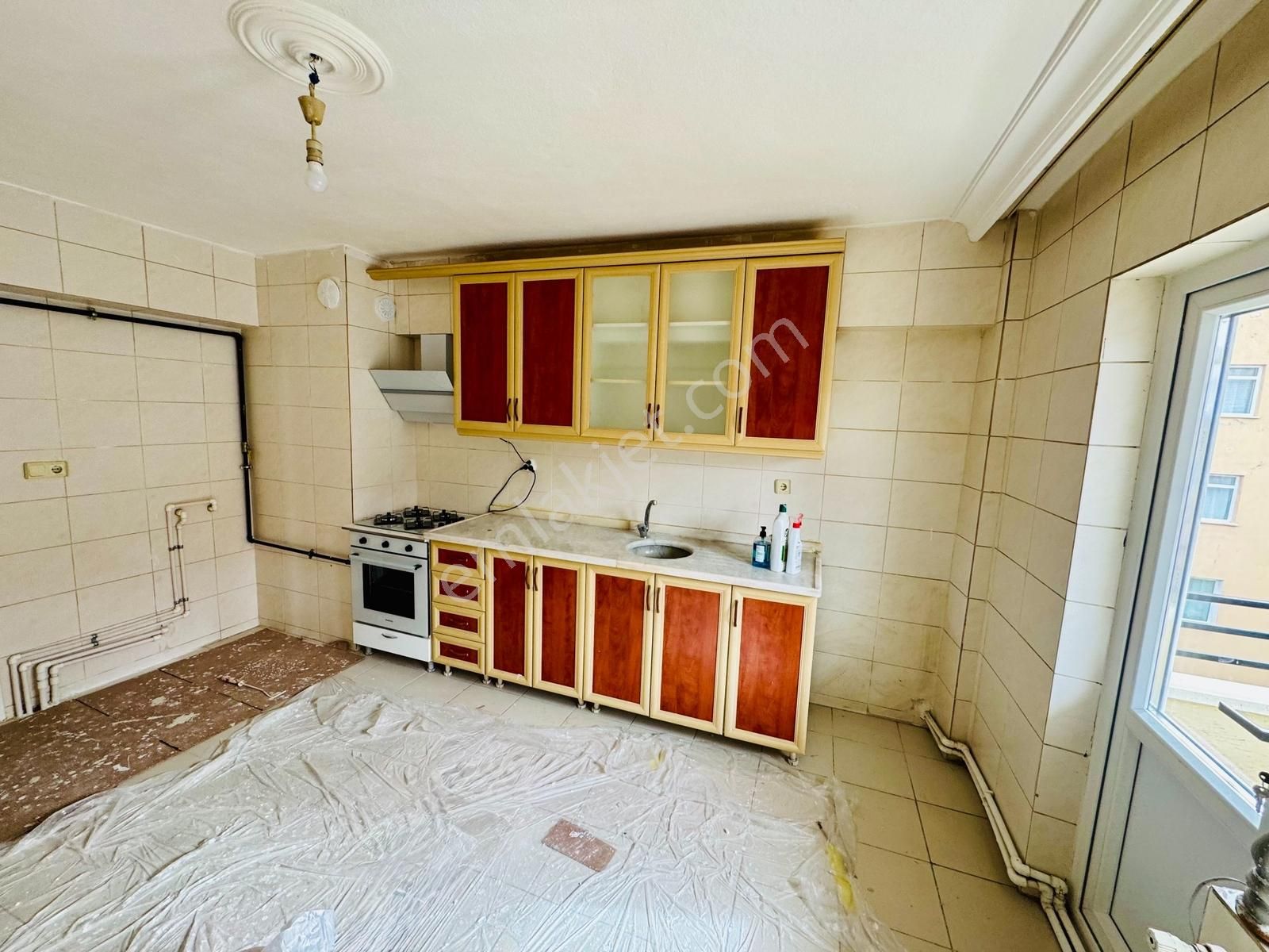 Gölbaşı Bahçelievler Güzel Konum Kiralık 3+1 Son Kat Daire - Görsel 5