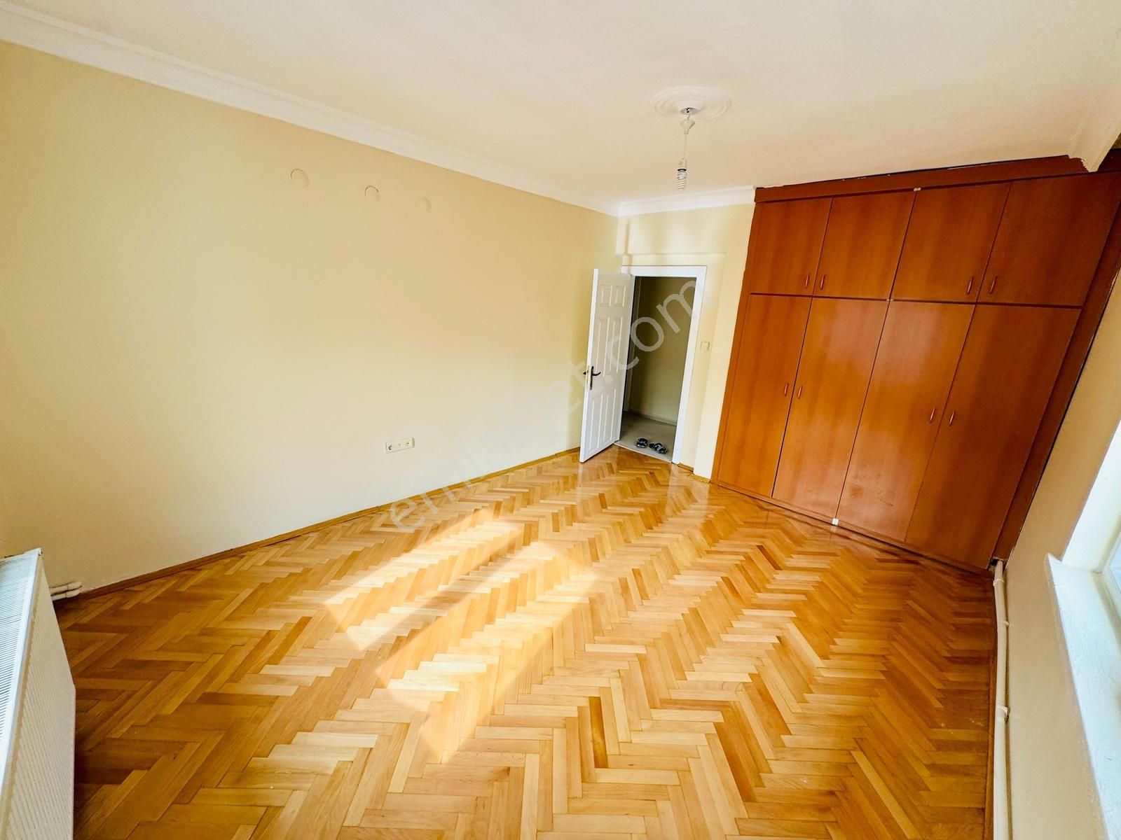 Gölbaşı Bahçelievler Güzel Konum Kiralık 3+1 Son Kat Daire - Görsel 26