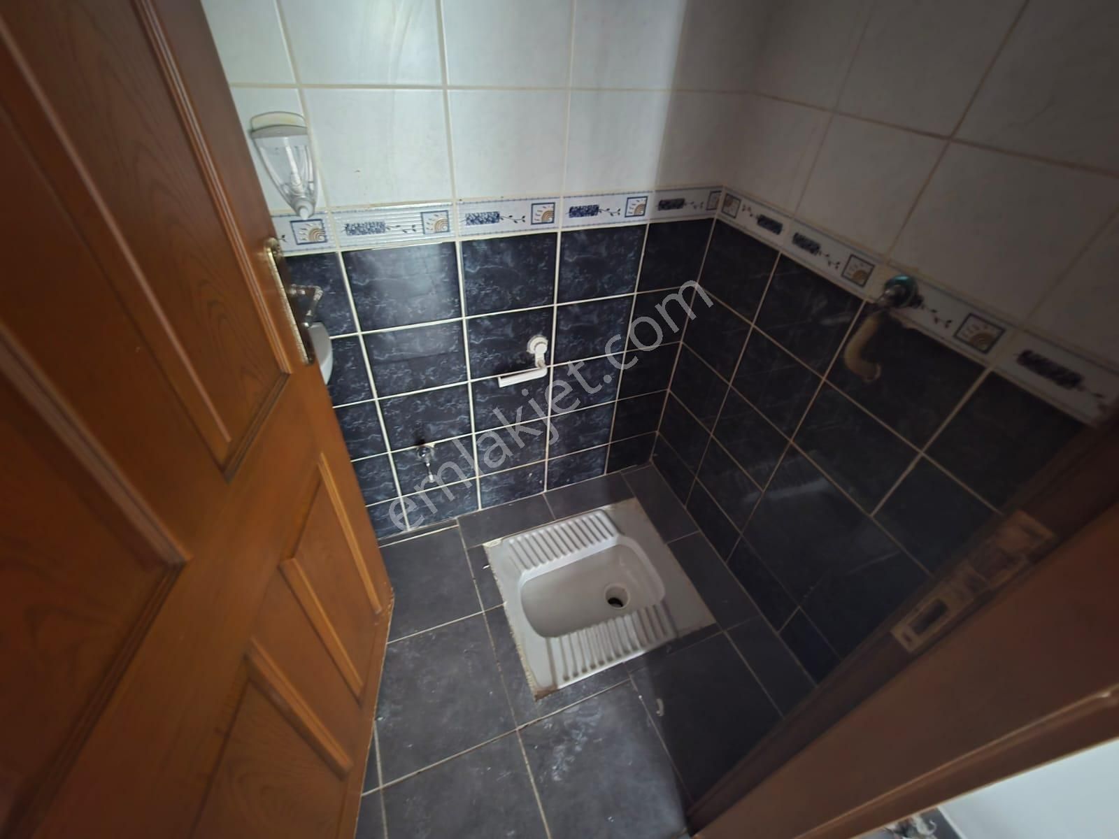 Topçu Mahallesi’nde Merkezi Konumda, 14. Cadde Yakını Kiralık 2+1 Daire - Görsel 10