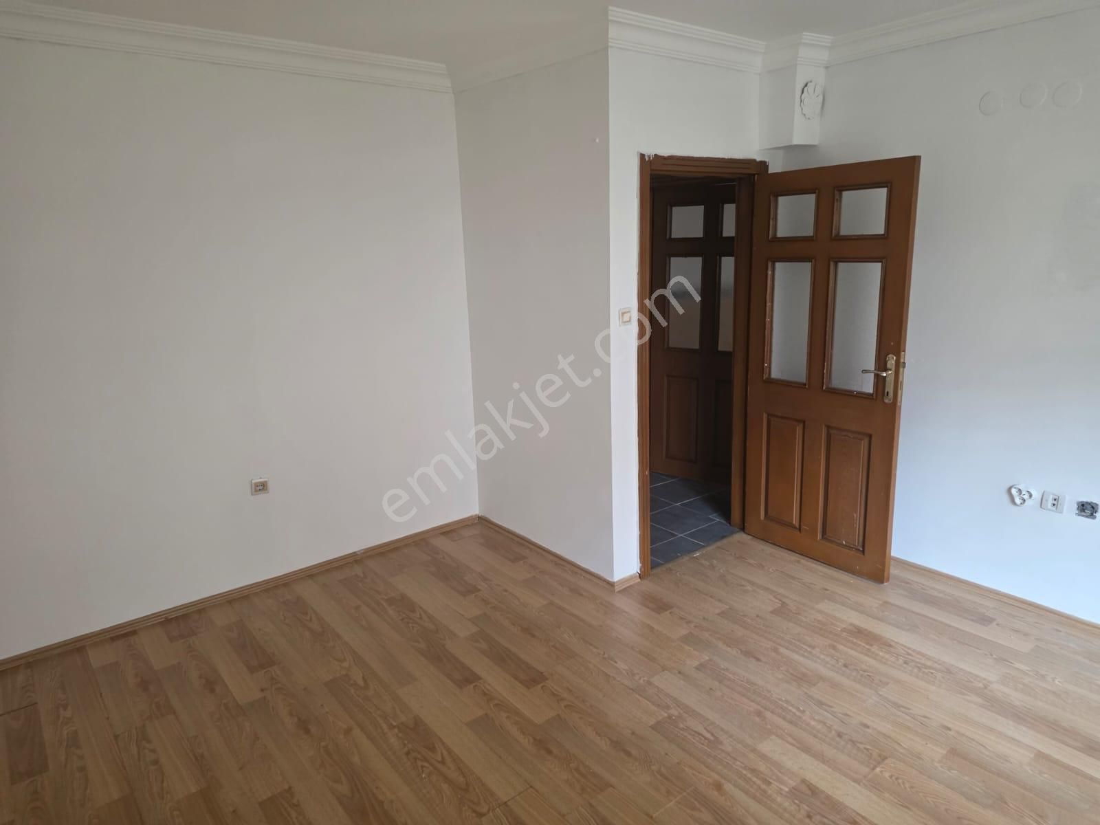 Topçu Mahallesi’nde Merkezi Konumda, 14. Cadde Yakını Kiralık 2+1 Daire - Görsel 19
