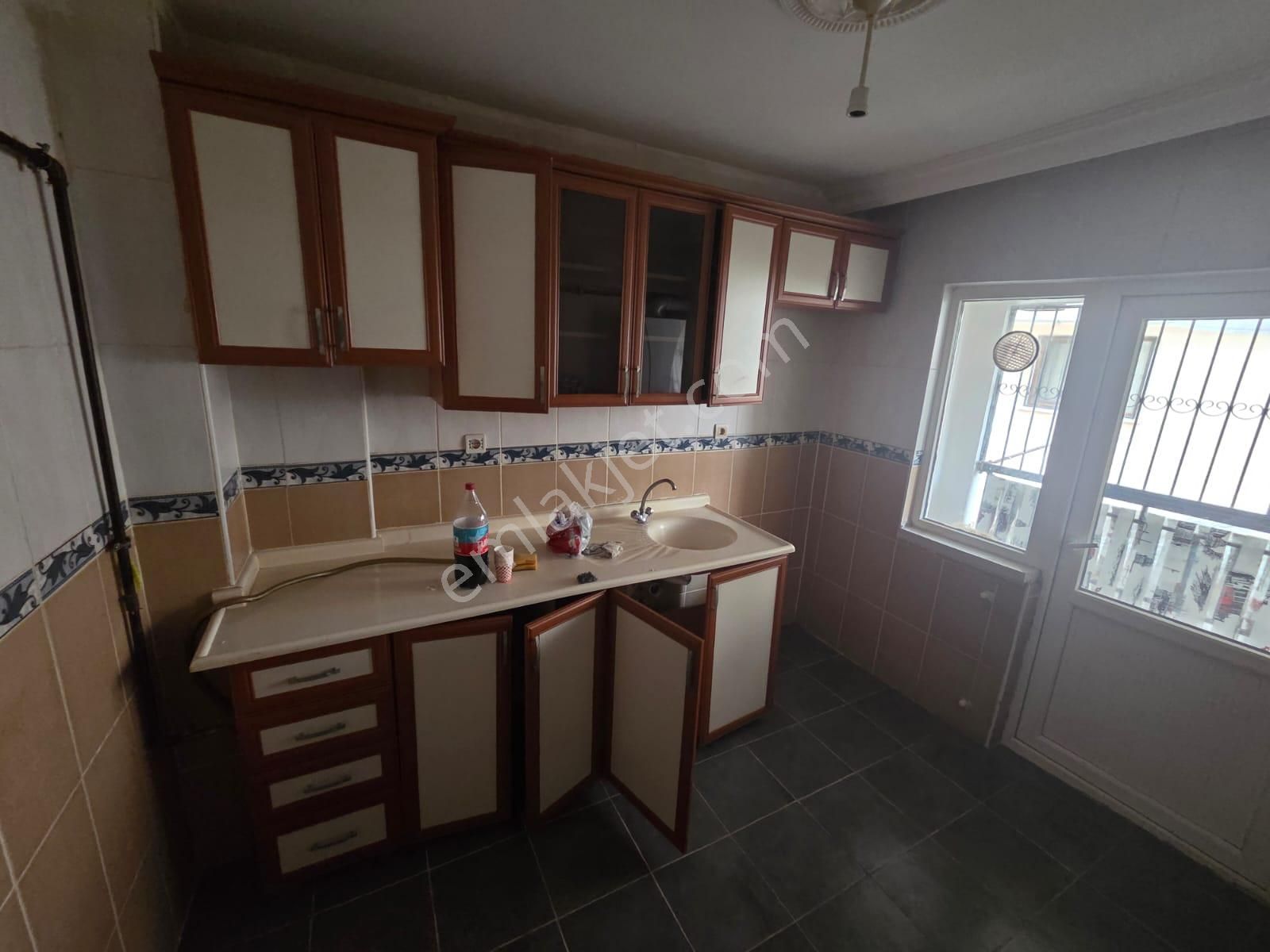 Topçu Mahallesi’nde Merkezi Konumda, 14. Cadde Yakını Kiralık 2+1 Daire - Görsel 26