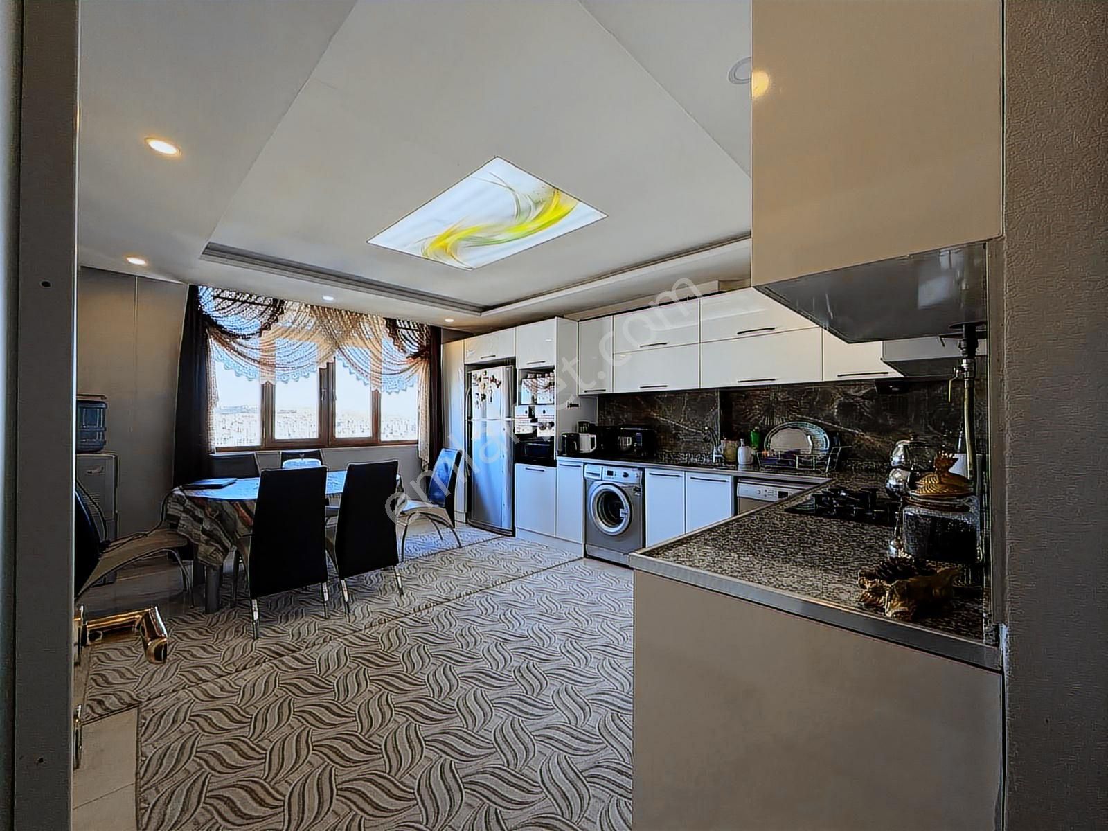 İlkevim'den Çardaklıkaya'da Şehir Manzaralı 4+2 Satılık Dubleks - Görsel 3