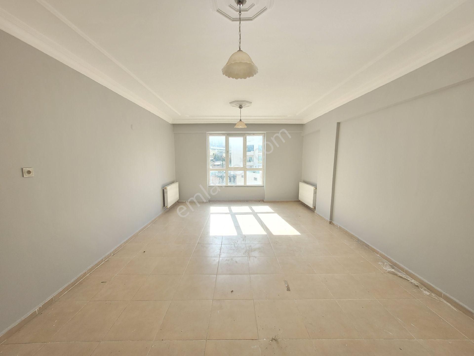 Karaköprü 35 M Yola Sıfır 4+1 Kıralık