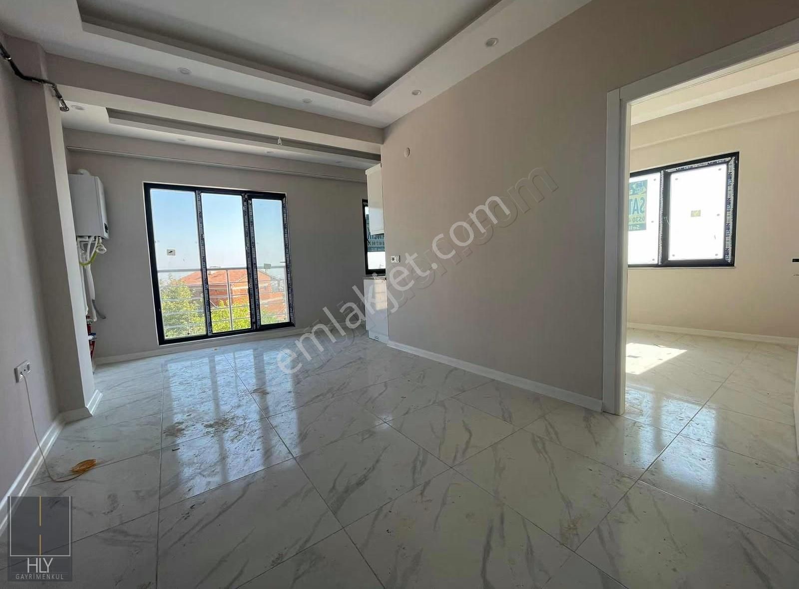 Hly Gayrimenkulden Fırsat Dairesi Yeni Bina Satılık 1+1 Daire - Görsel 6