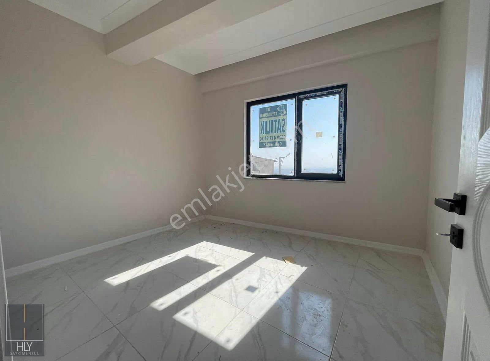 Hly Gayrimenkulden Fırsat Dairesi Yeni Bina Satılık 1+1 Daire - Görsel 8