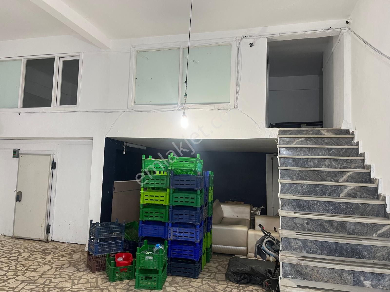Ataşehir Yenisahra Mahallesi Ana Cadde Üstü Düz Giriş 150m2 Tavan Yüksekliği 4.5m2 Kiralık Dükkan - Görsel 7