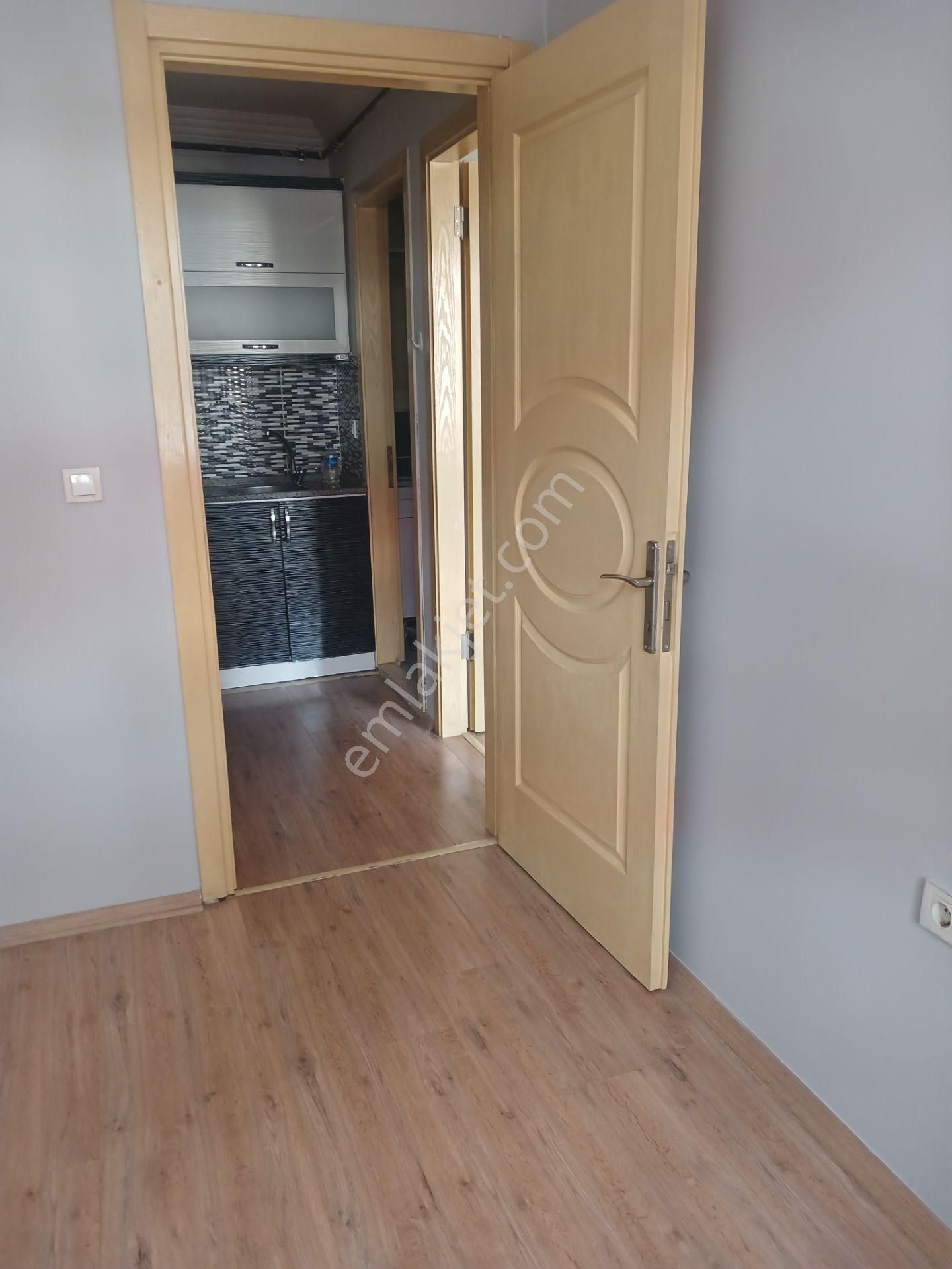 Buca Kuruçeşmede 1+1 Kiralık Daire - Görsel 6