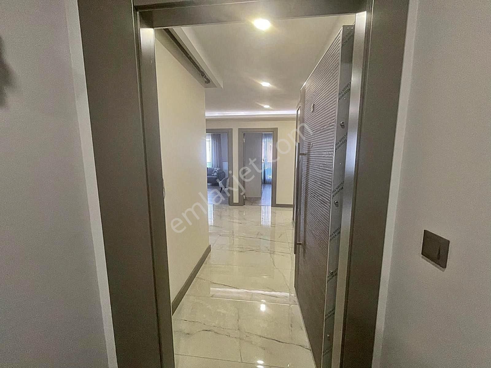 Beykent Bey Garden Sitesi'nde Geniş M2 Oturuma Uygun 3+1 Satılık - Görsel 35