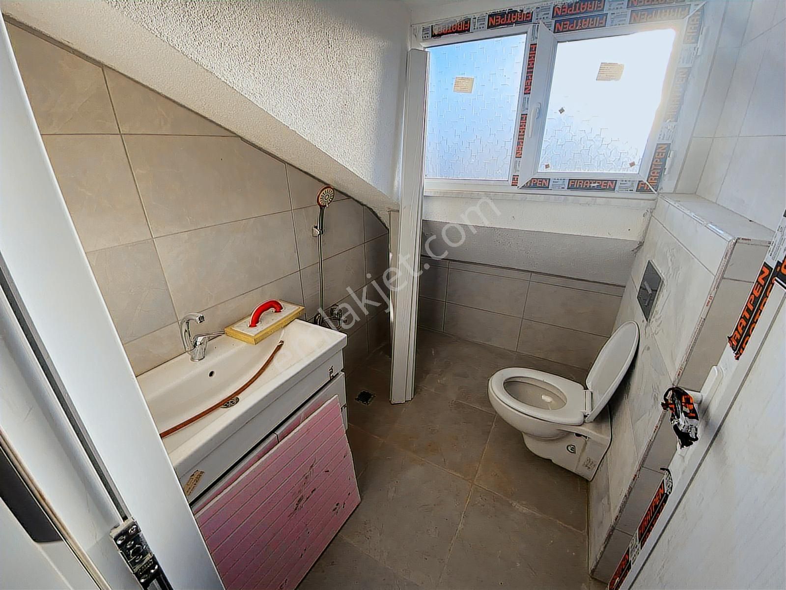 Bolluca Emlak`tan Kiralık 2+1 Üst Dublex Daire Sıfır Bina - Görsel 19