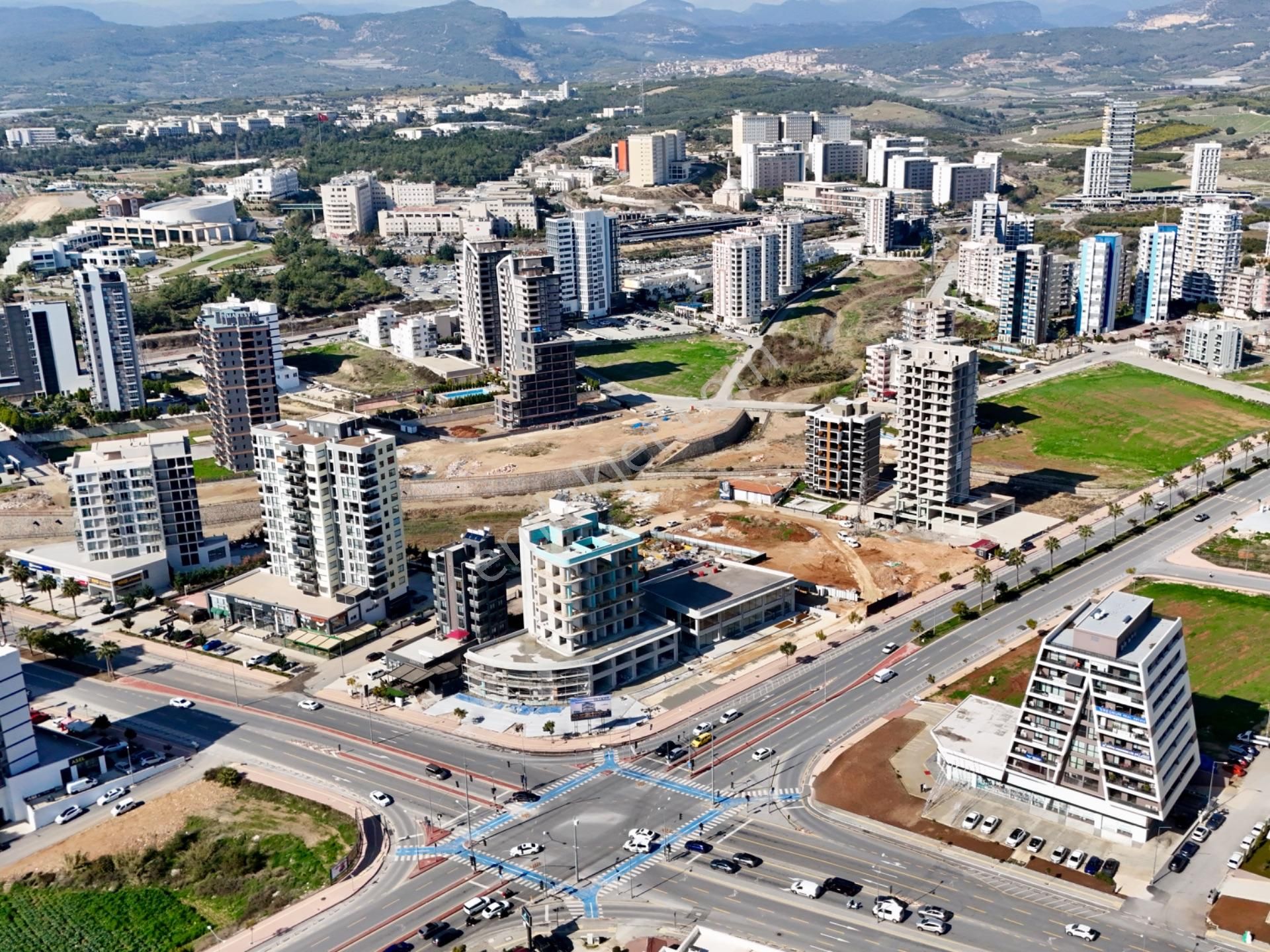 Mersin Yenişehir 34. Cadde’de Satılık Köşe Dükkan - Görsel 8