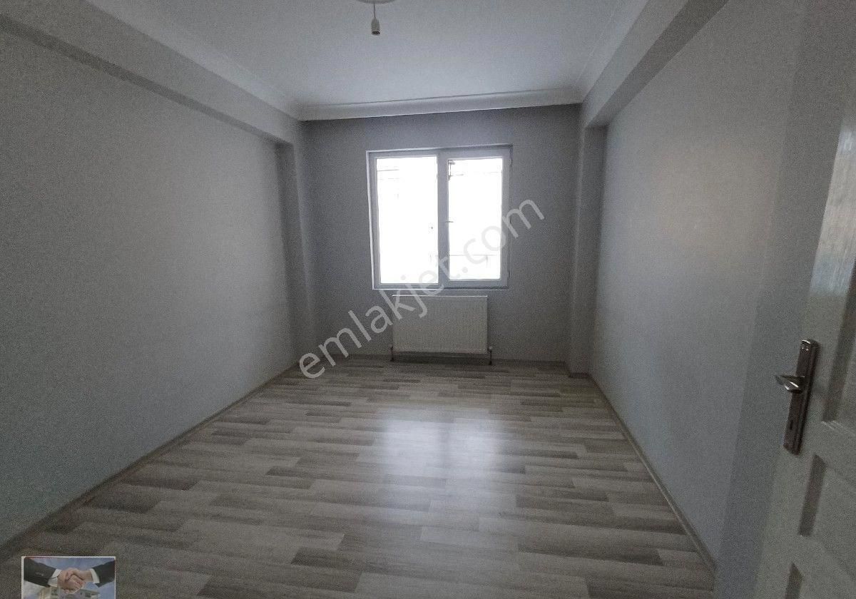 Kalekışladan Cadde Yakını Asansörlü Yalıtımlı Kiralık 3+1daire - Görsel 6