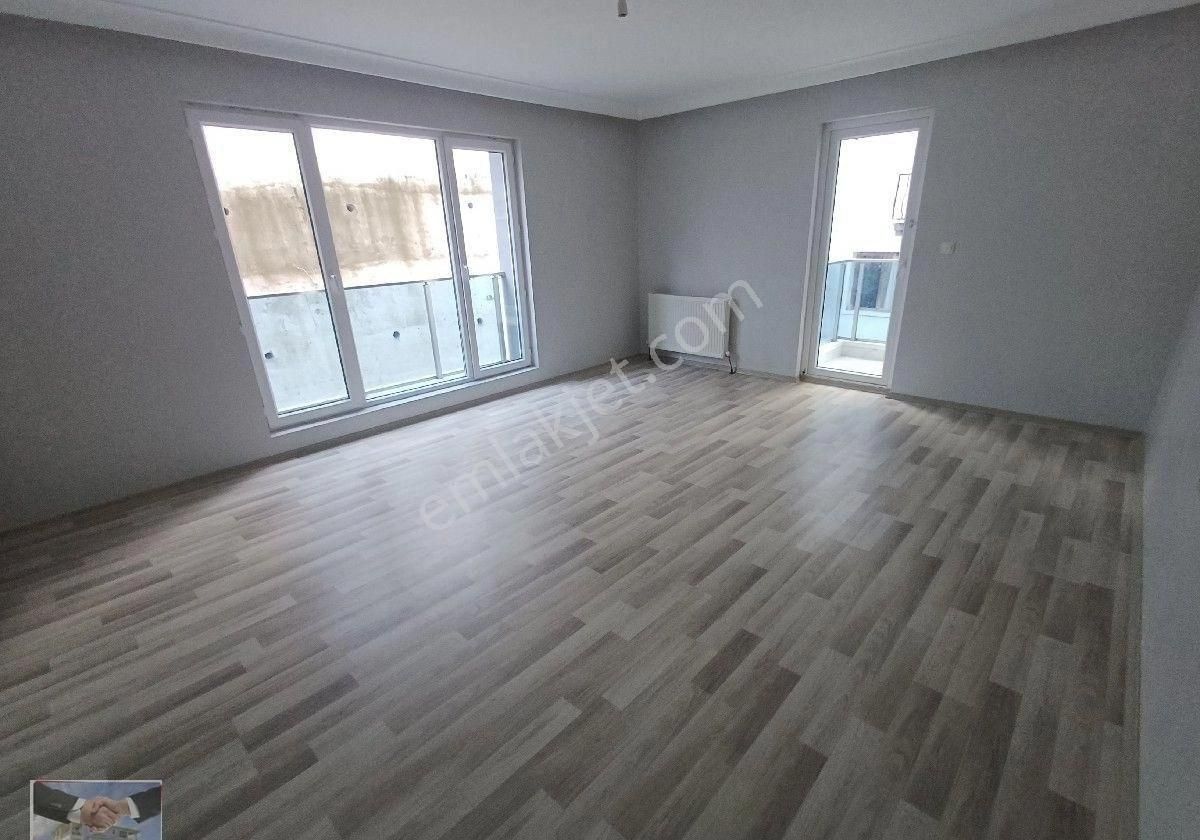Kalekışladan Cadde Yakını Asansörlü Yalıtımlı Kiralık 3+1daire - Görsel 11