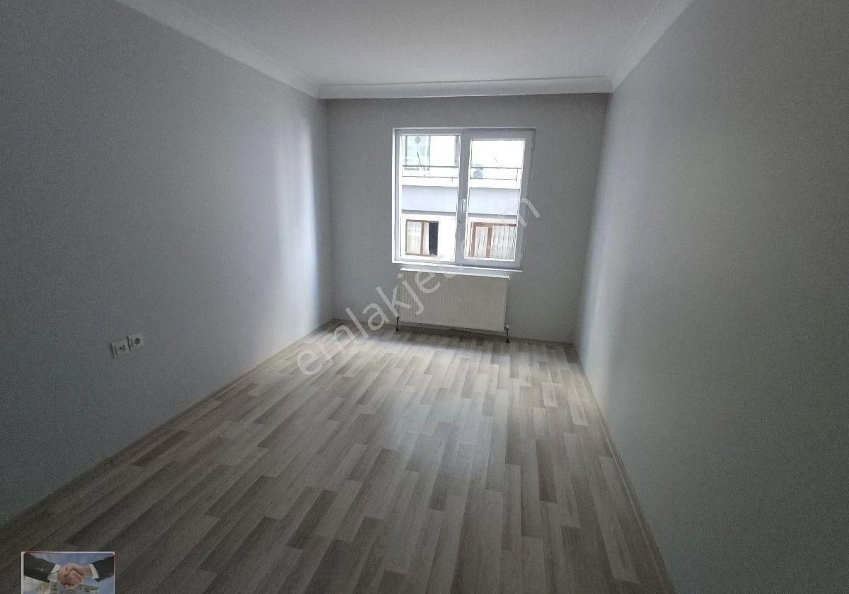 Kalekışladan Cadde Yakını Asansörlü Yalıtımlı Kiralık 3+1daire - Görsel 14