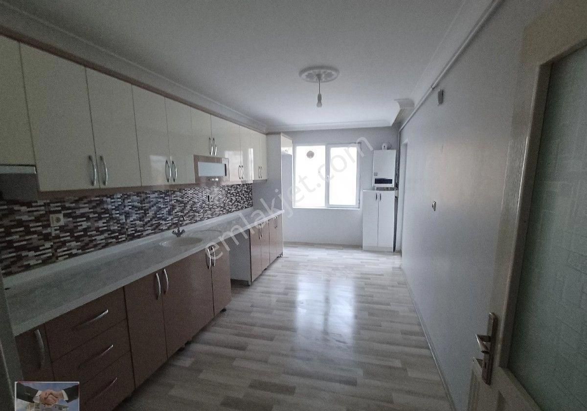 Kalekışladan Cadde Yakını Asansörlü Yalıtımlı Kiralık 3+1daire - Görsel 12