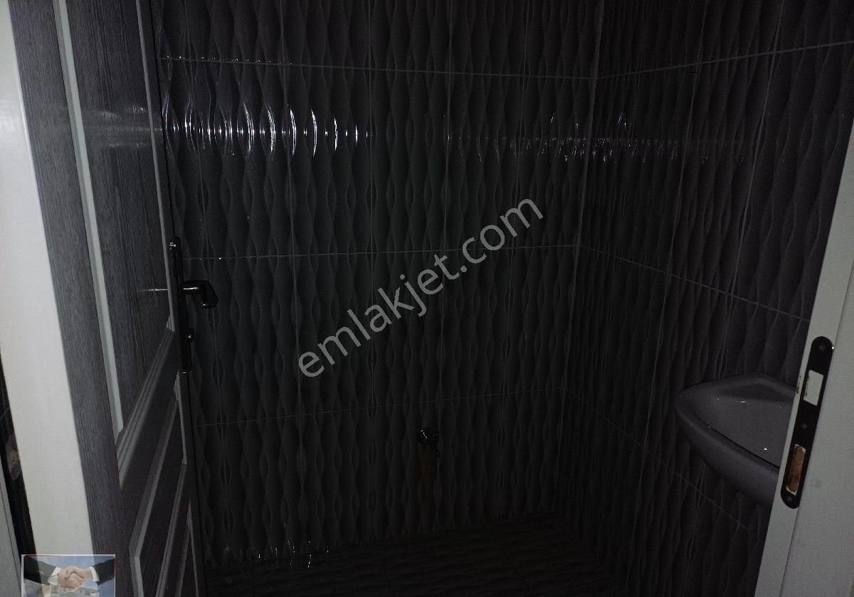 Kalekışladan Cadde Yakını Asansörlü Yalıtımlı Kiralık 3+1daire - Görsel 18