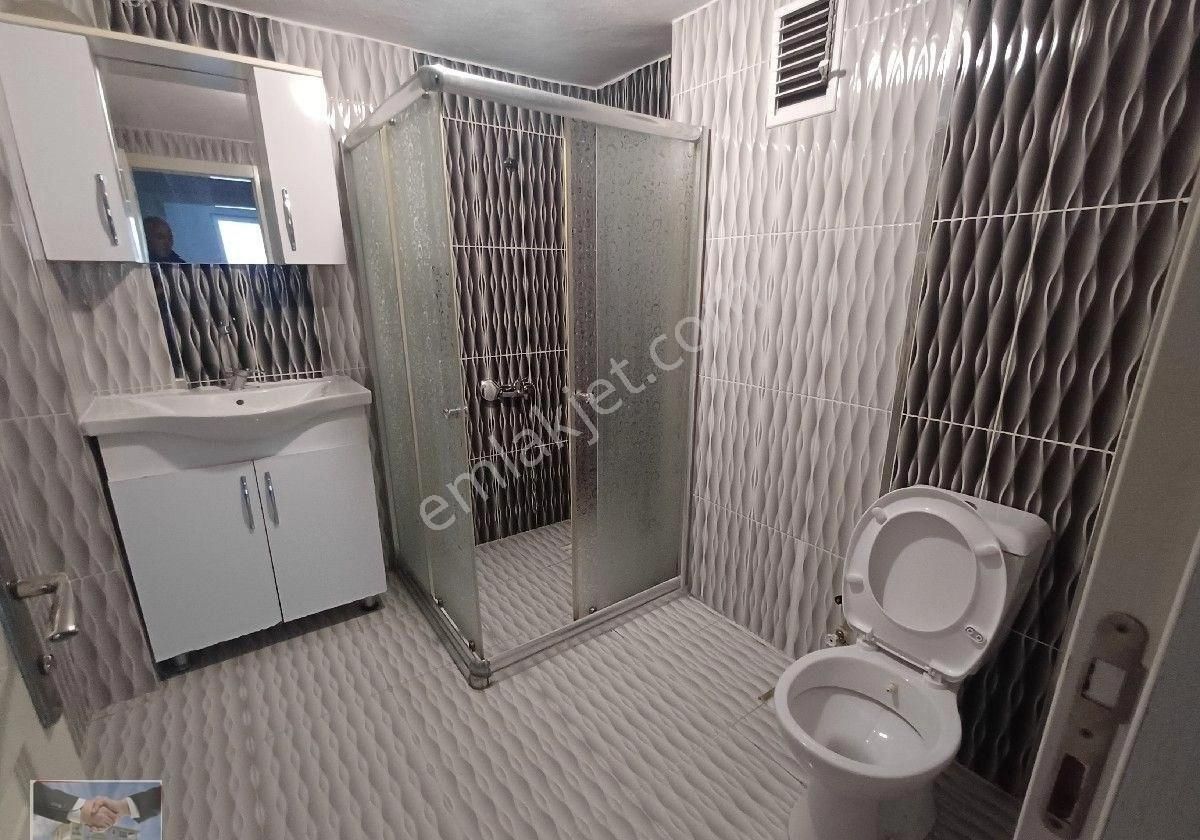 Kalekışladan Cadde Yakını Asansörlü Yalıtımlı Kiralık 3+1daire - Görsel 15