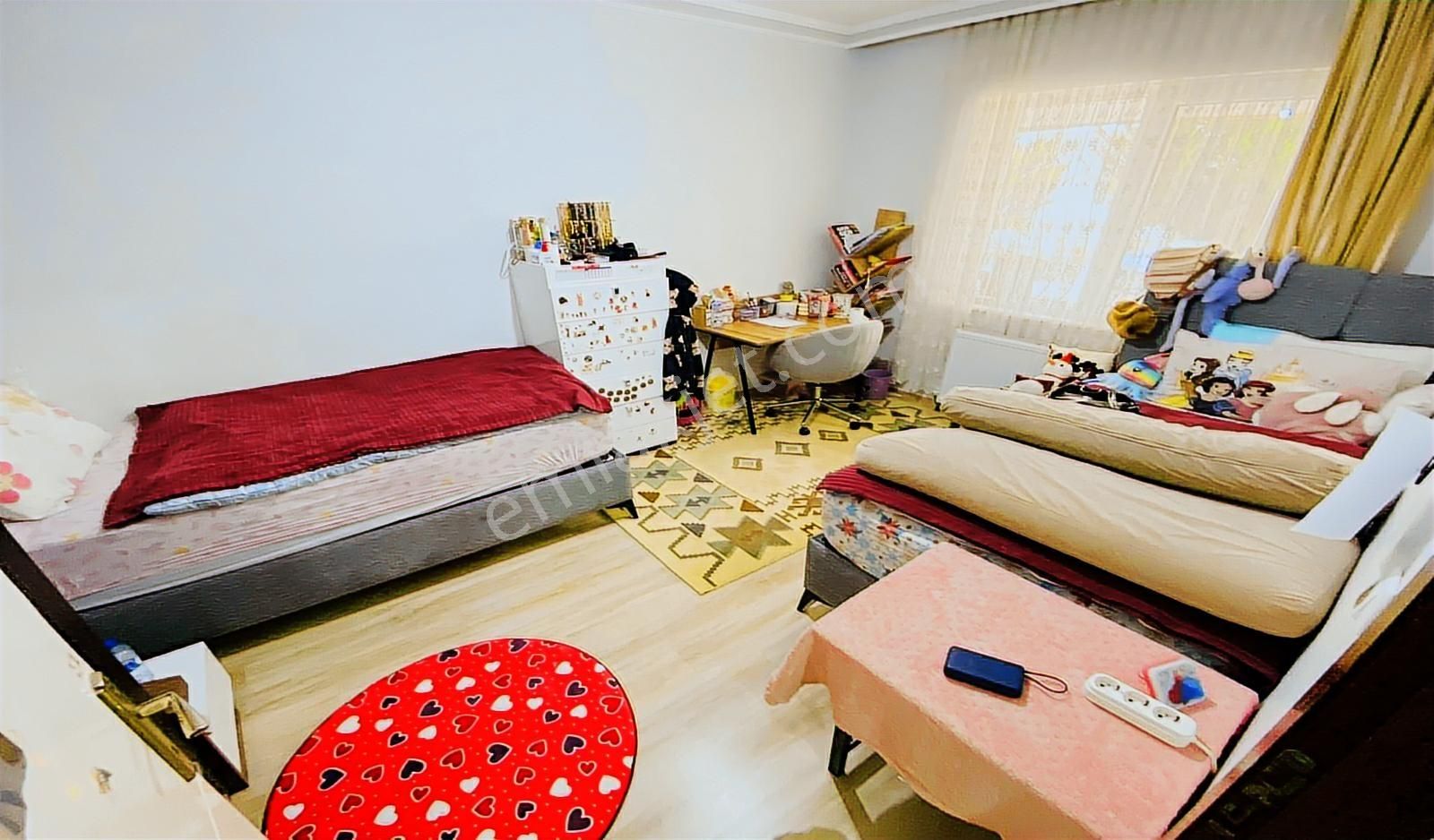 Yenikent Emlak'dan Merkezi Lokasyonda Kredi Limitsiz Kullanışlı - Görsel 29