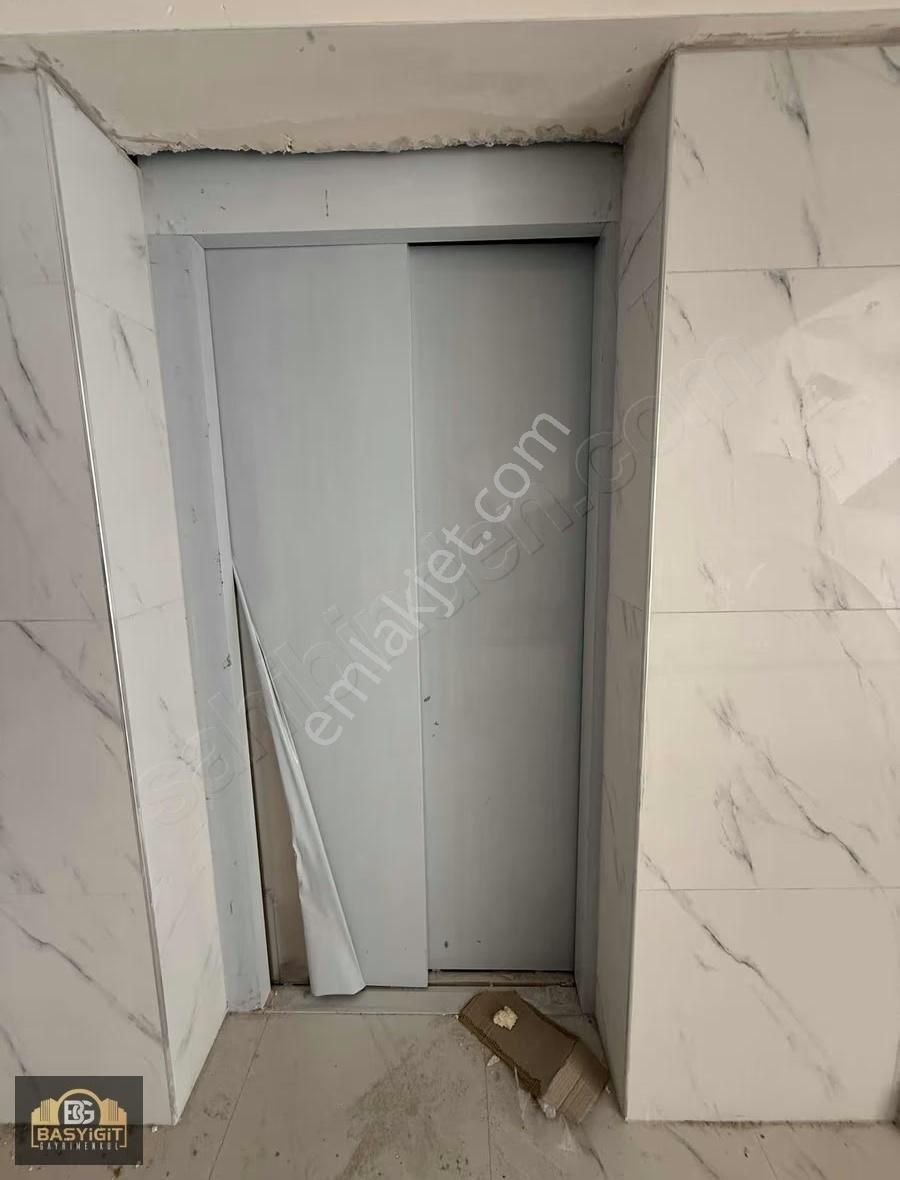 Efendi Mah.2+0,65m2 Asansör,otopark,yerden Isıtmalı Sıfır Daire - Görsel 7