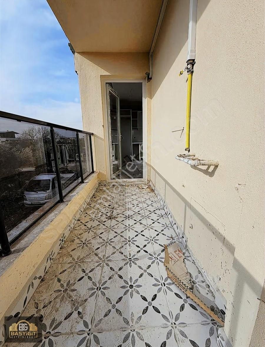 Efendi Mah.2+0,65m2 Asansör,otopark,yerden Isıtmalı Sıfır Daire - Görsel 15