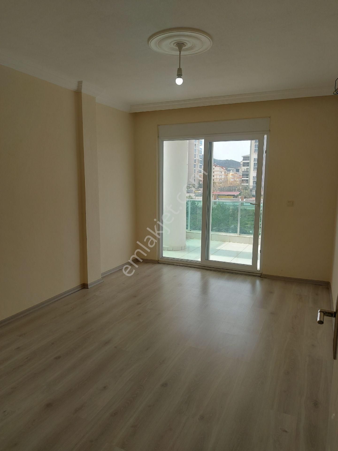 Gazpaşa Kiralık 3+1 Ayrı Mutfak. Pazacı Mahallesınde Mer - Görsel 3