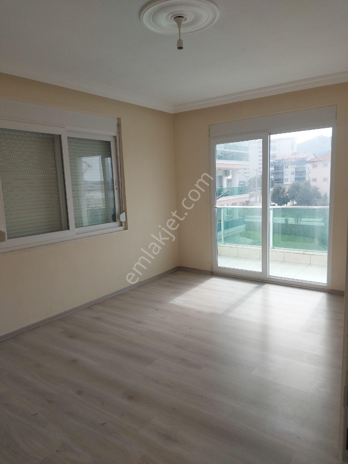 Gazpaşa Kiralık 3+1 Ayrı Mutfak. Pazacı Mahallesınde Mer - Görsel 32