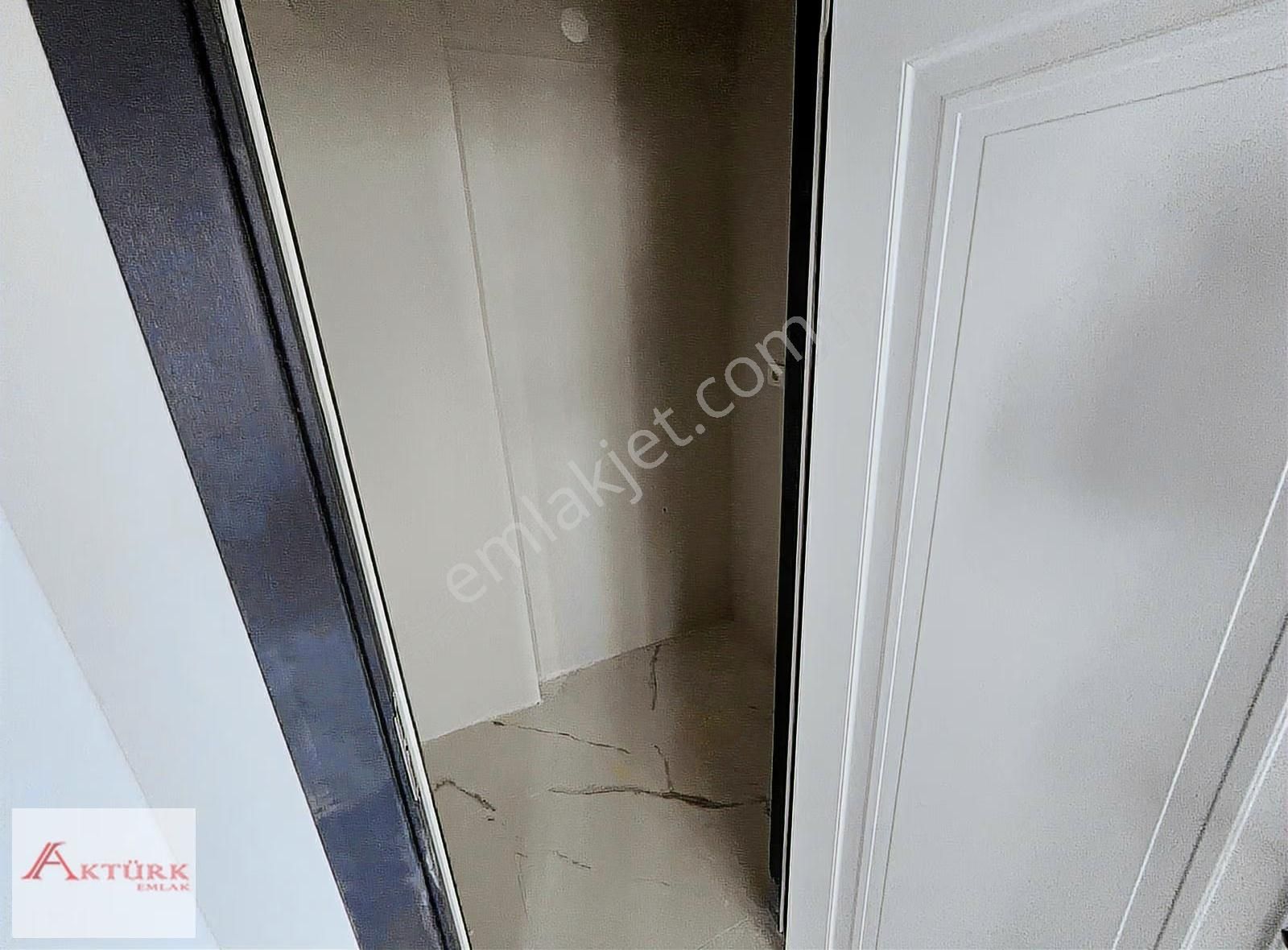//aktürk Emlak\\ Okul Yanı Kat Konumunda İskanlı Sıfır 3+1 Daire - Görsel 22