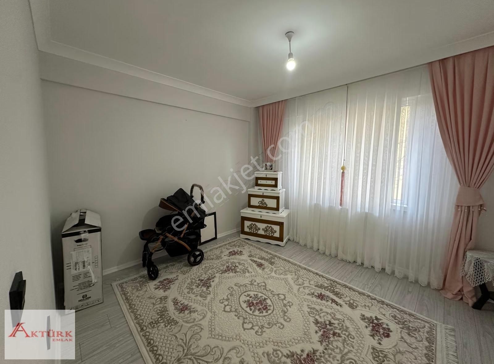 //aktürk Emlak\\ İskanlı Güney Cephe Ara Kat Masrafsız Daire*** - Görsel 4