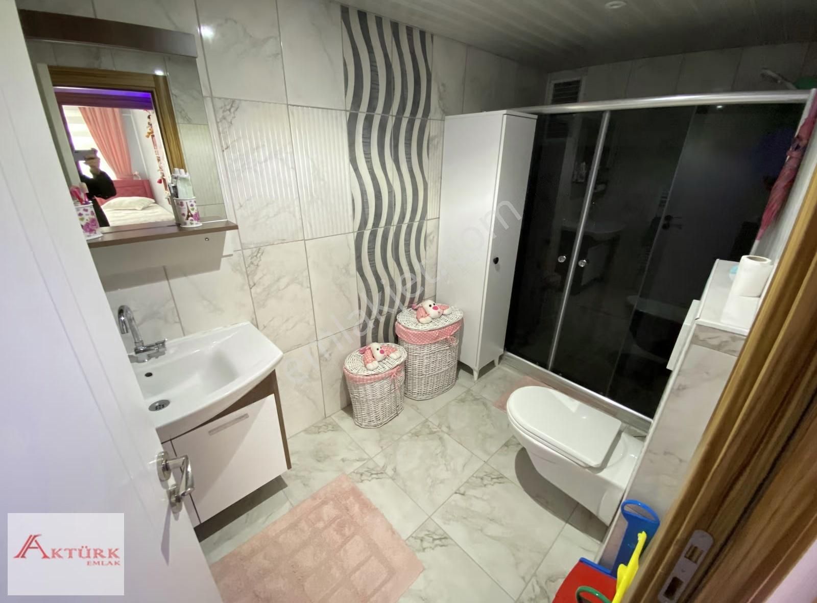Sitede Kredi Sorunsuz Teras Balkonlu Masrafsz Lüks İskanlı Daire - Görsel 3