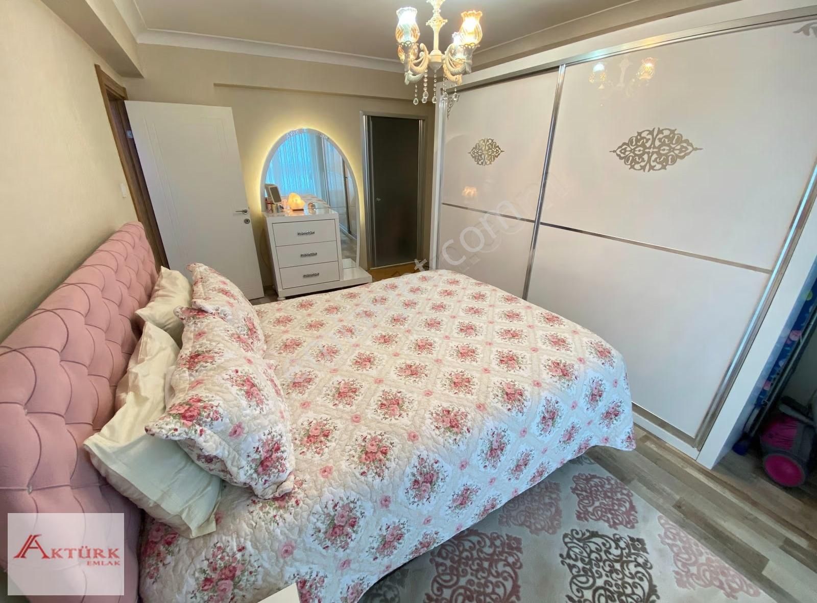 Sitede Kredi Sorunsuz Teras Balkonlu Masrafsz Lüks İskanlı Daire - Görsel 13