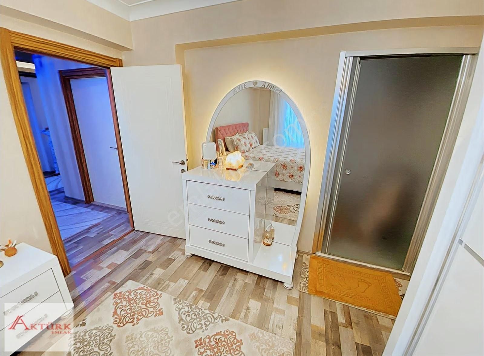Sitede Kredi Sorunsuz Teras Balkonlu Masrafsz Lüks İskanlı Daire - Görsel 9