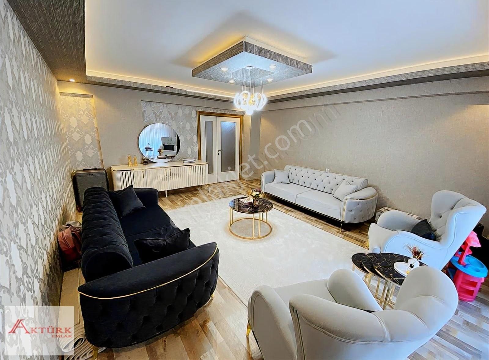 Sitede Kredi Sorunsuz Teras Balkonlu Masrafsz Lüks İskanlı Daire