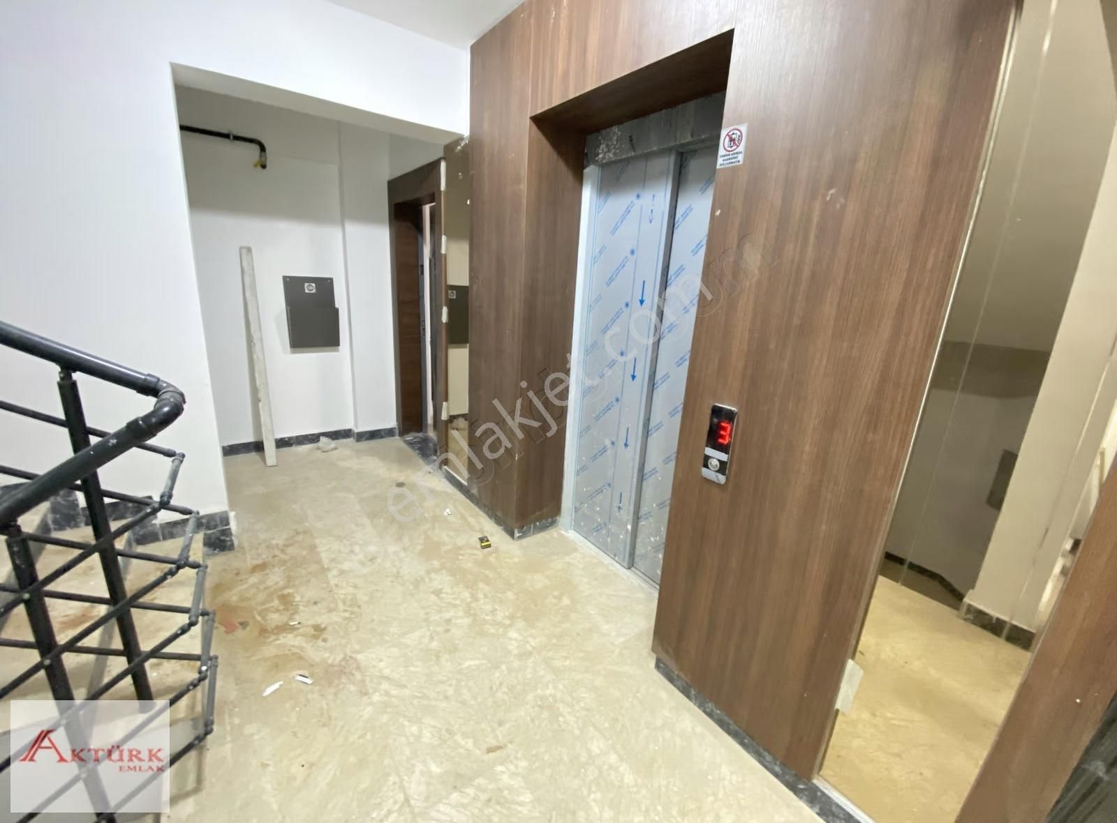 //aktürk Emlak\\önü Açık Manzaralı İskanlı Ara Kat Sıfır Daire** - Görsel 16