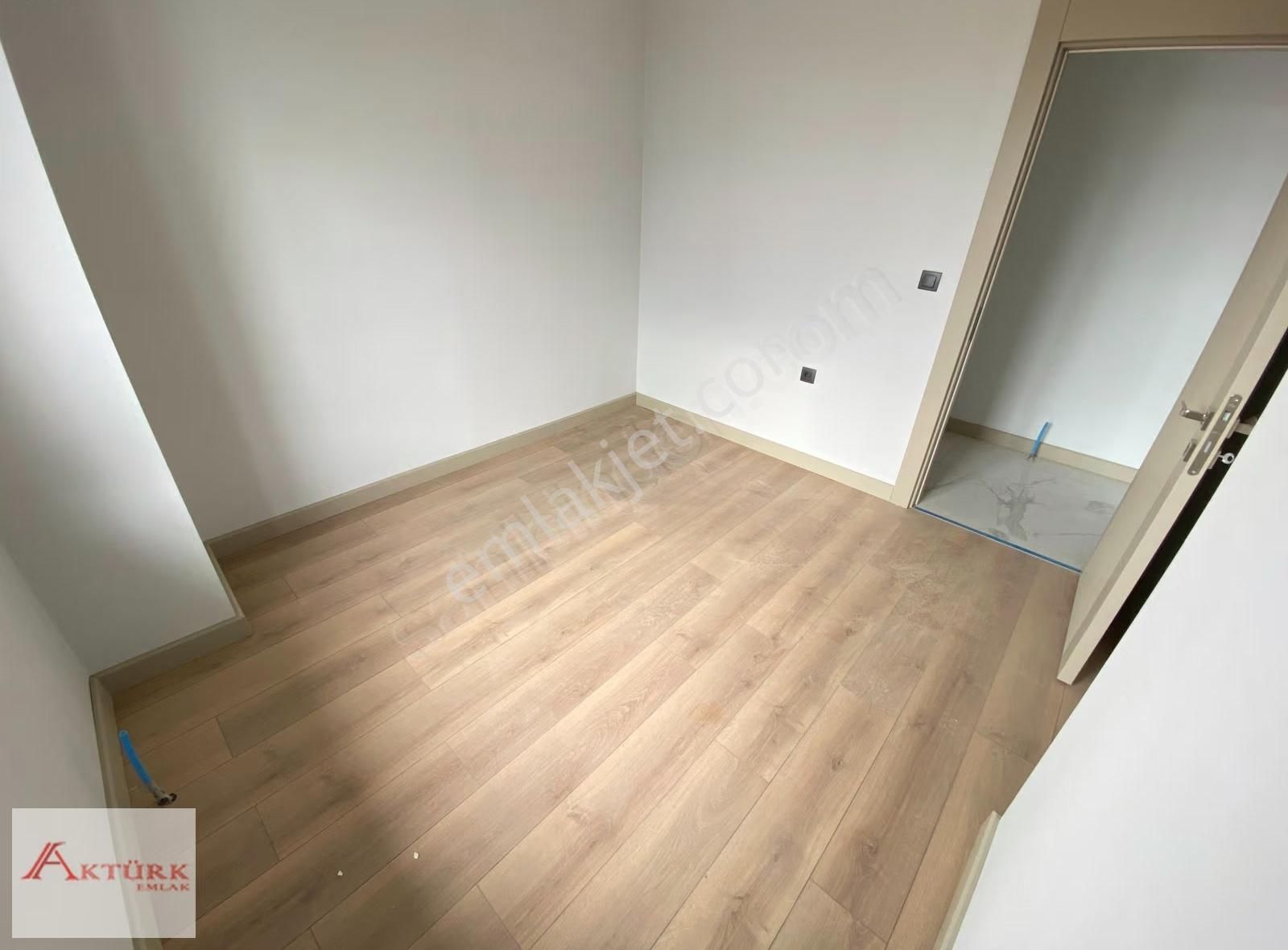 //aktürk Emlak\\önü Açık Manzaralı İskanlı Ara Kat Sıfır Daire** - Görsel 29