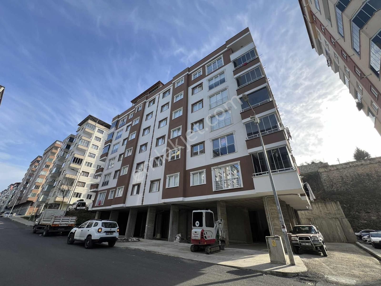 Yomra'da 3+1 Fırsat Satılık Daire - Görsel 18