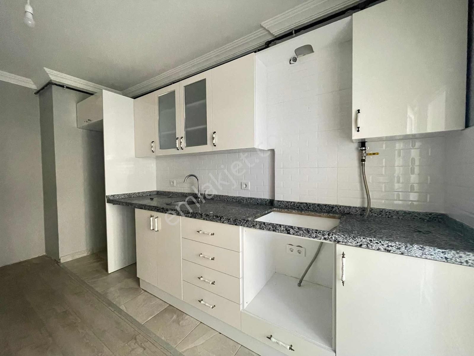 Yomra'da 3+1 Fırsat Satılık Daire - Görsel 3