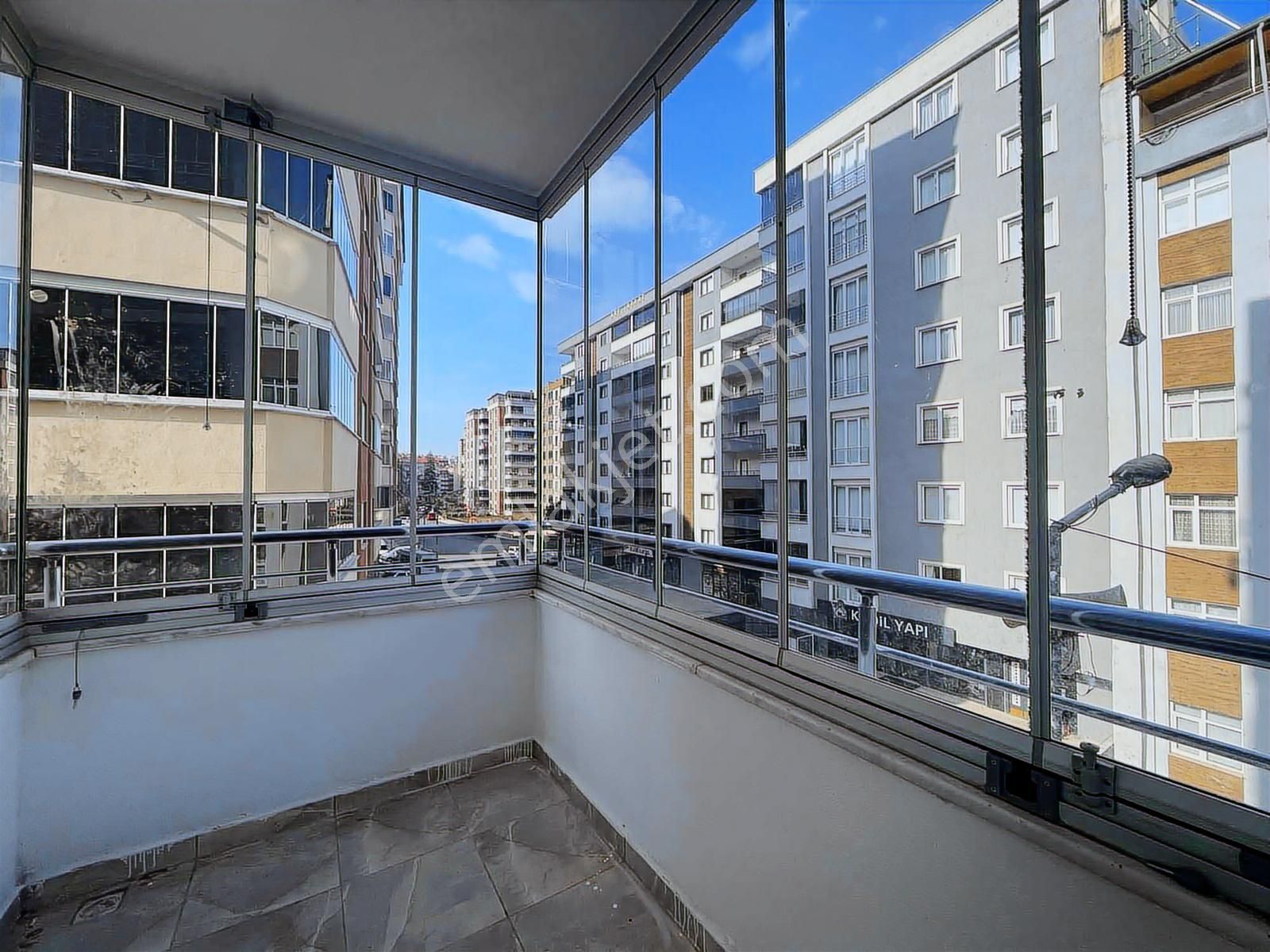 Yomra'da 3+1 Fırsat Satılık Daire - Görsel 12