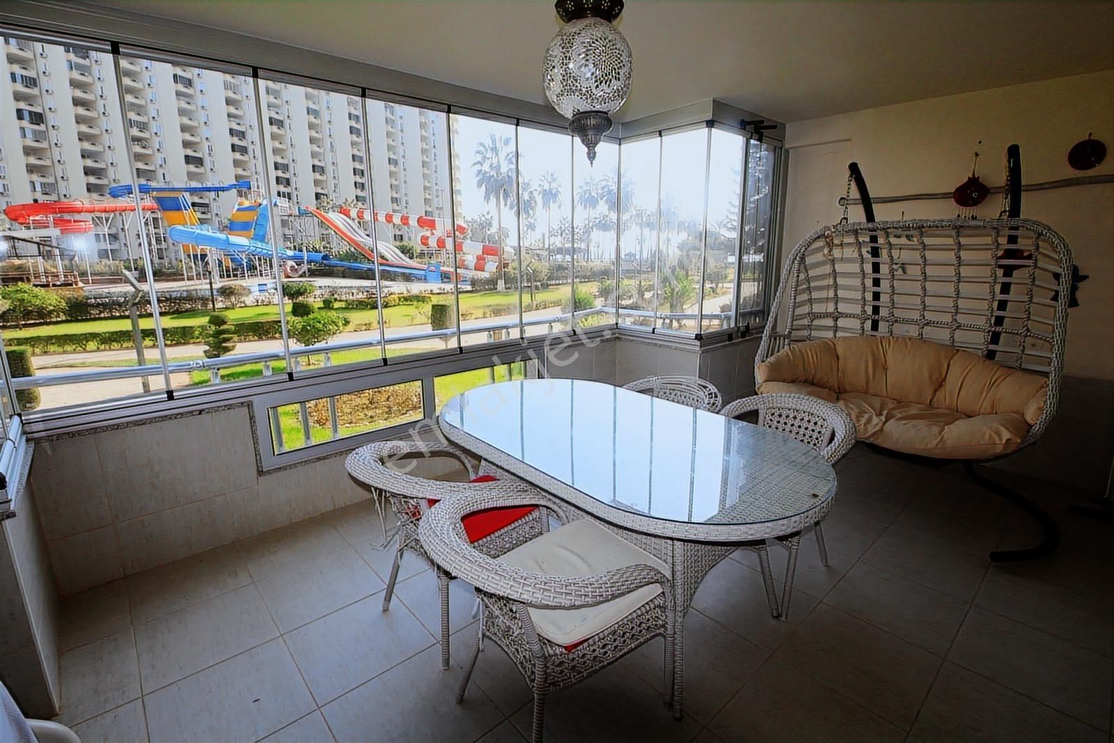 İdol'den Liparis 5'de Havuz-deniz Manzaralı Full Eşyalı 2+1 - Görsel 11