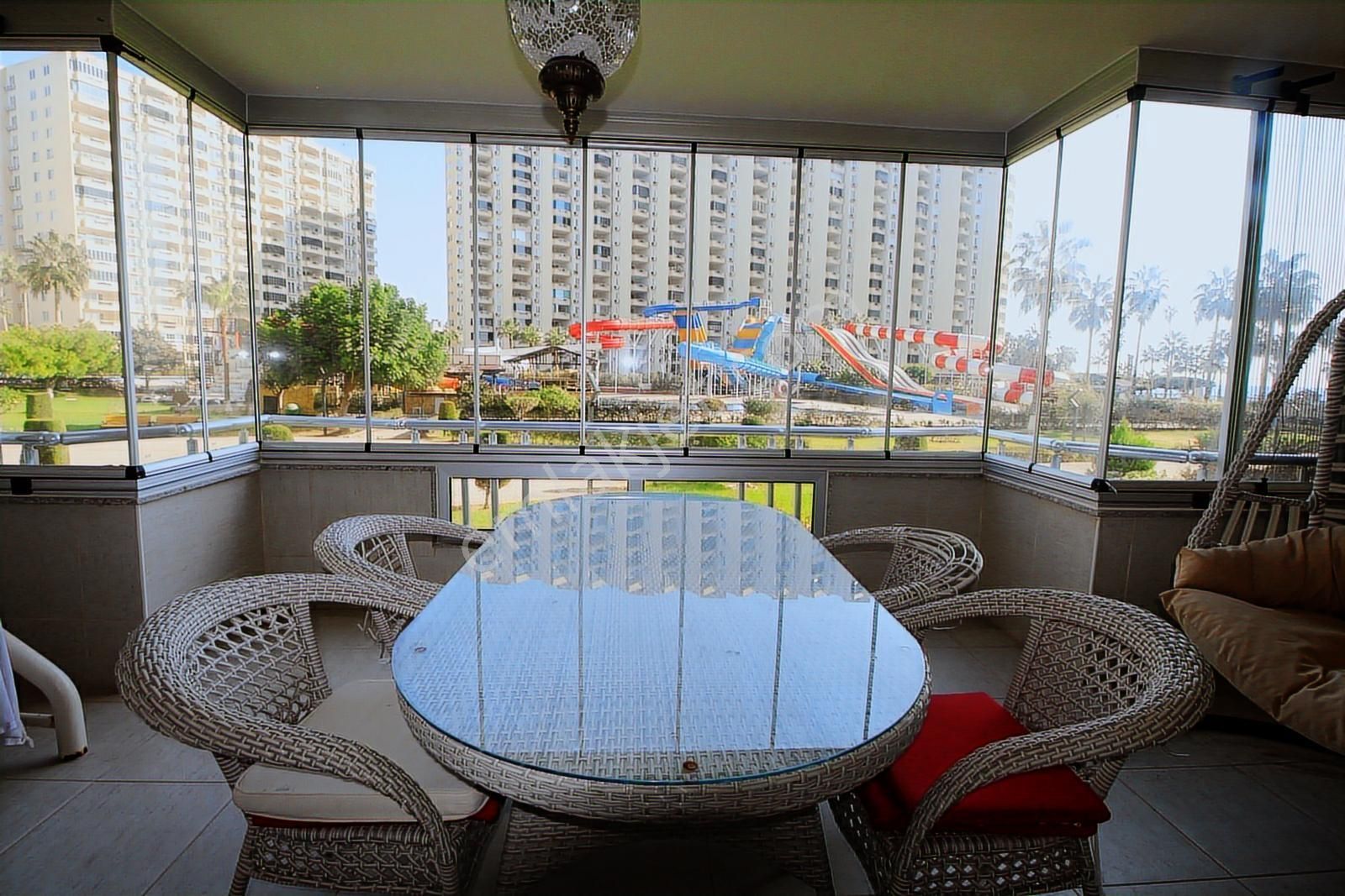 İdol'den Liparis 5'de Havuz-deniz Manzaralı Full Eşyalı 2+1 - Görsel 7