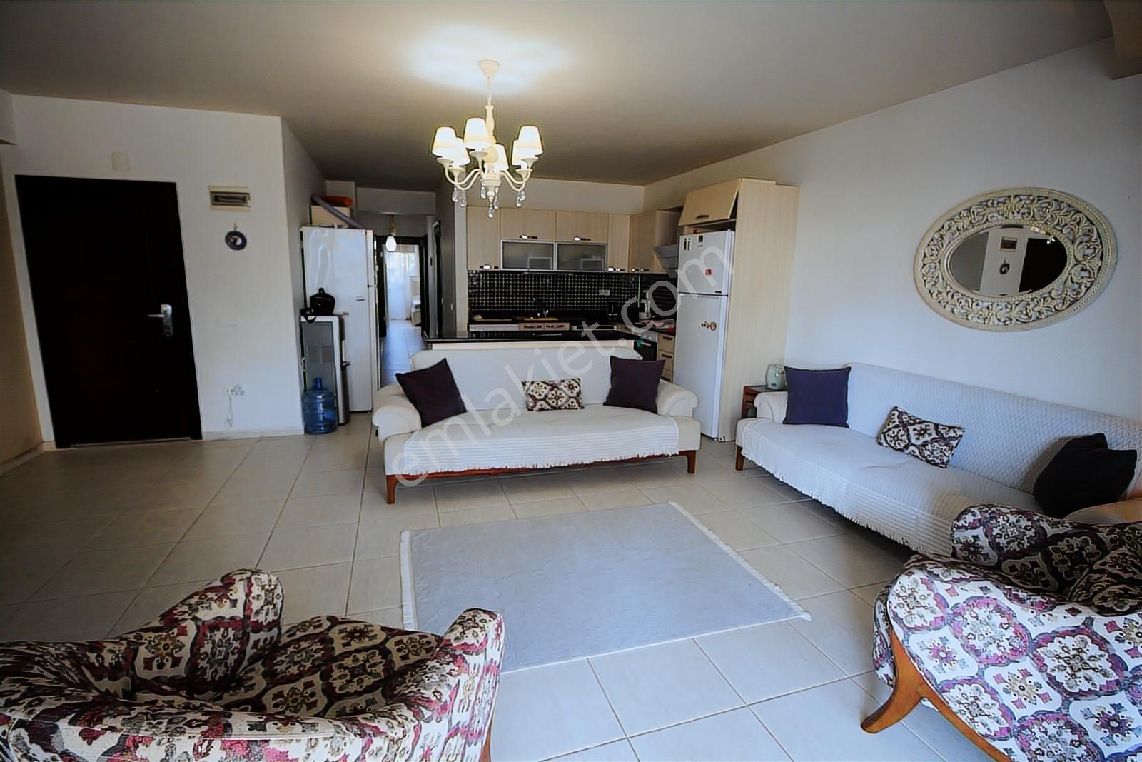 İdol'den Liparis 5'de Havuz-deniz Manzaralı Full Eşyalı 2+1 - Görsel 3