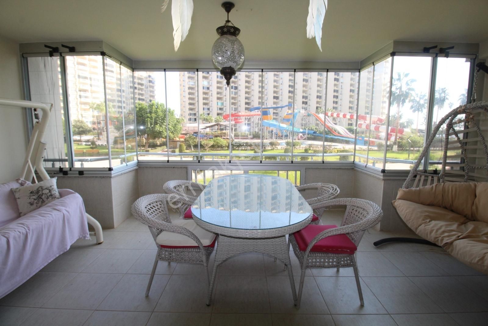 İdol'den Liparis 5'de Havuz-deniz Manzaralı Full Eşyalı 2+1 - Görsel 4