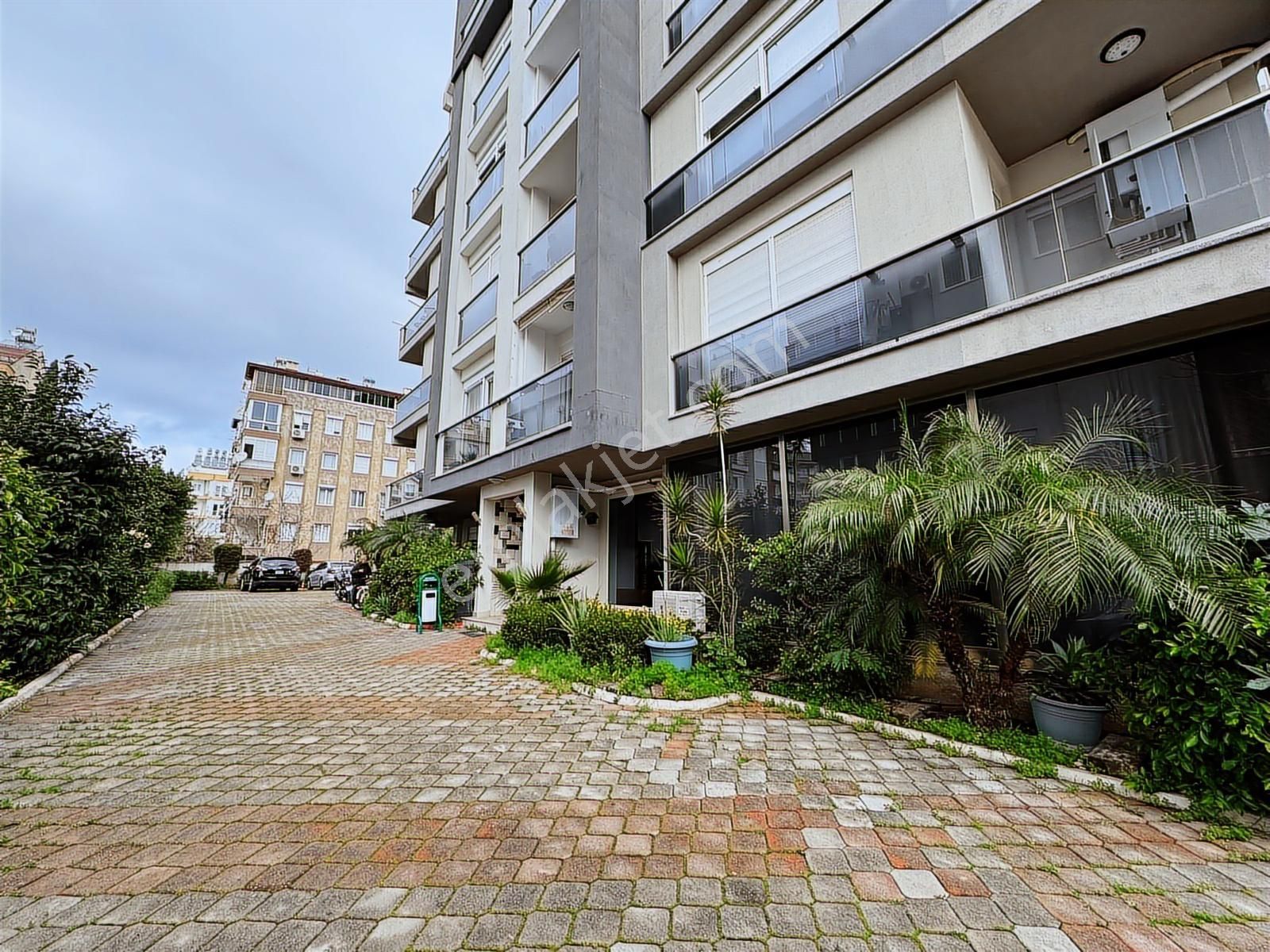 Antalya Liman 'da Kiralık Lüx 1+1 Daire - Görsel 5