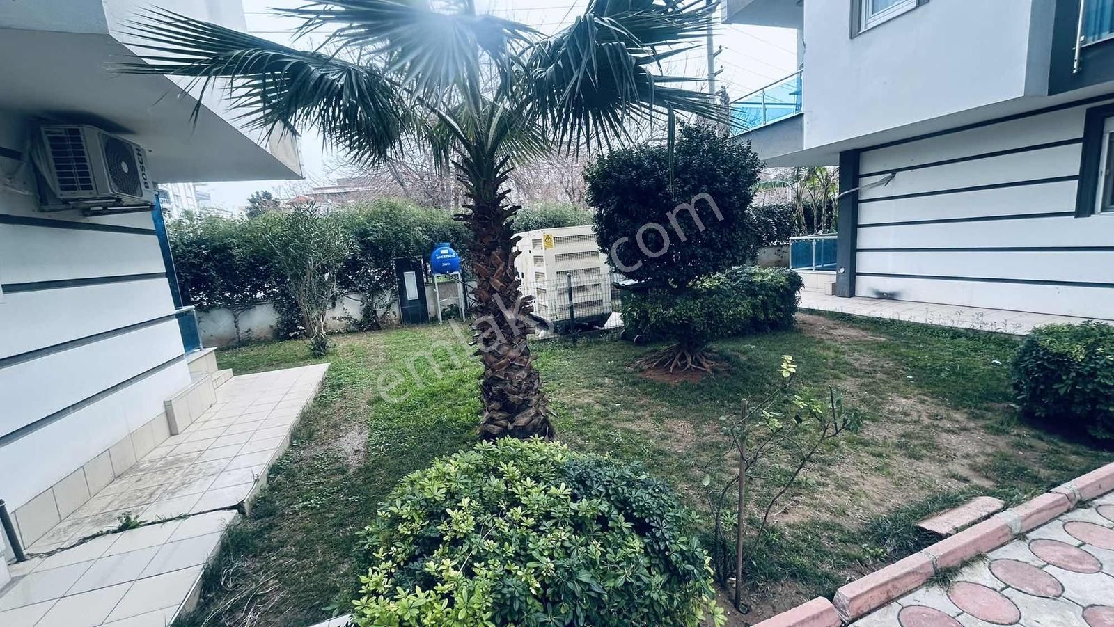 Güzelobada Güvenlikli Havuzlu Sitede Kiralık 1+1 Daire - Görsel 3