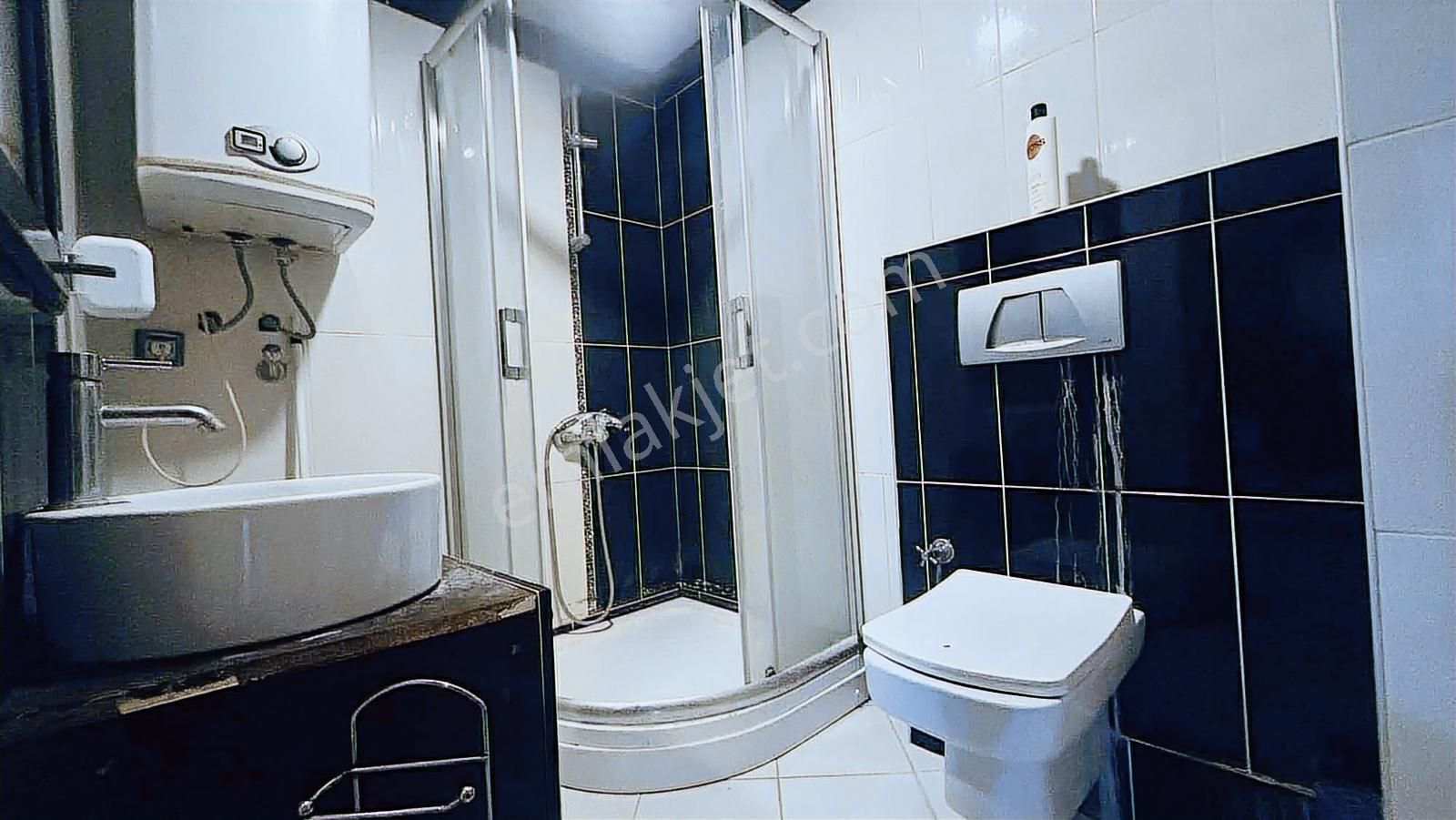 Güzelobada Güvenlikli Havuzlu Sitede Kiralık 1+1 Daire - Görsel 5