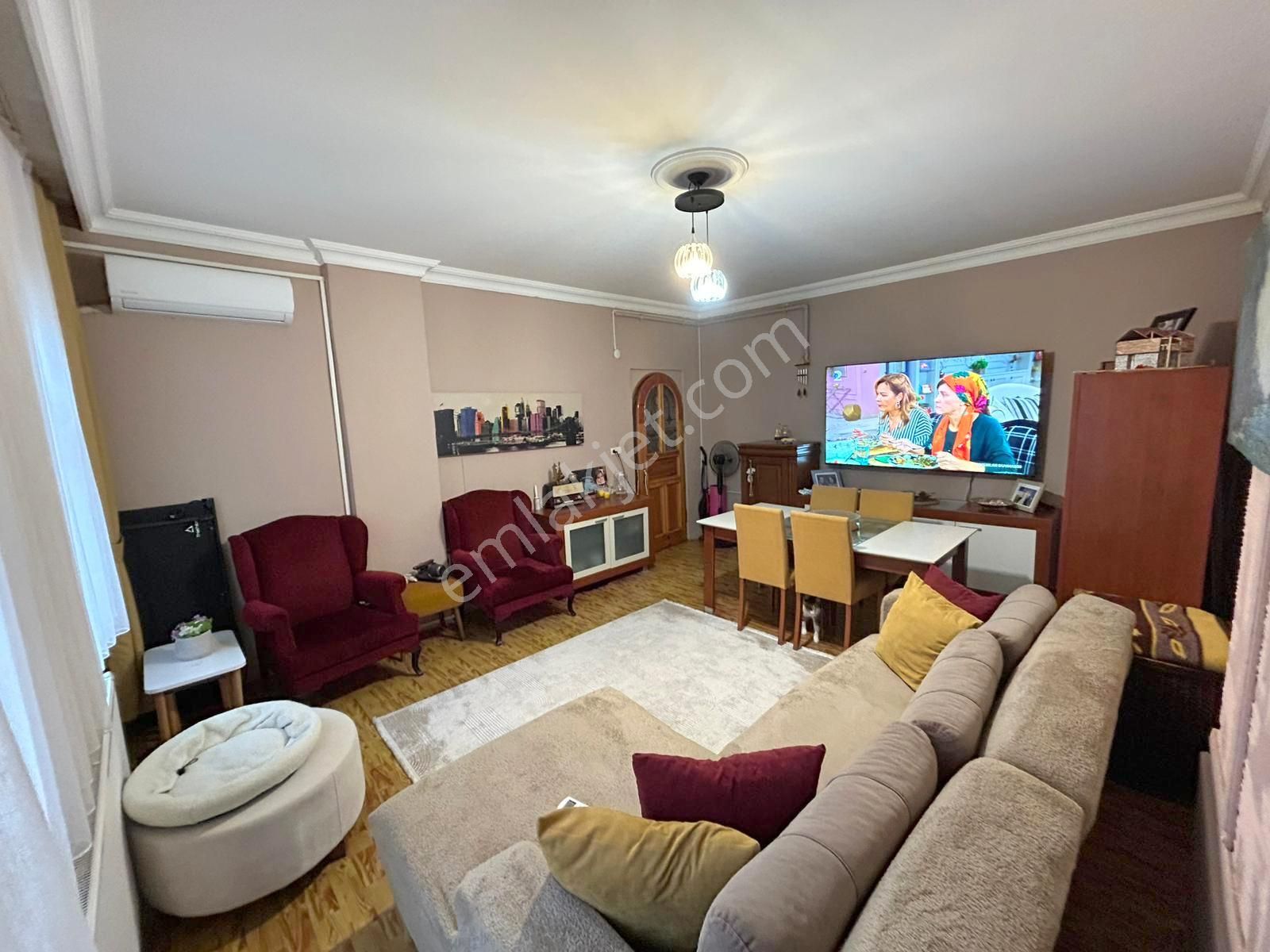 Beykoz R.bahçe Ana Cadde Yakın 95 M 2+1 Yüksek Giriş Daire - Görsel 2