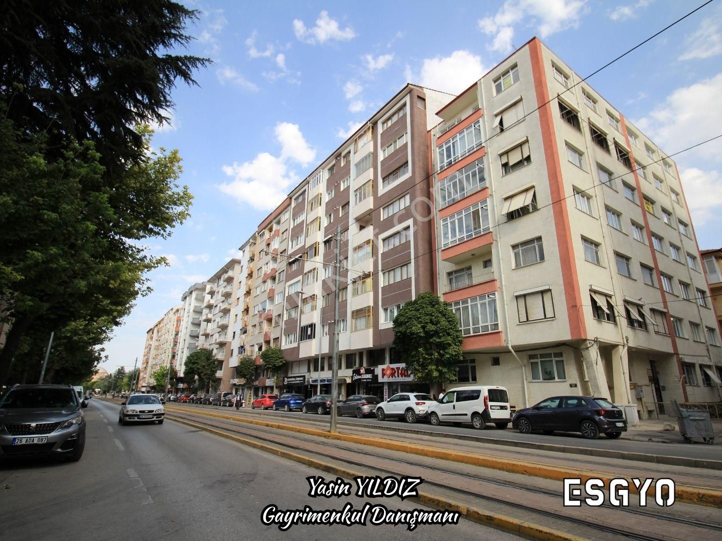 Esgyo'dan Vişnelik'te Öğretmenler Cd. Üzeri Geniş 2+1 Kiralık